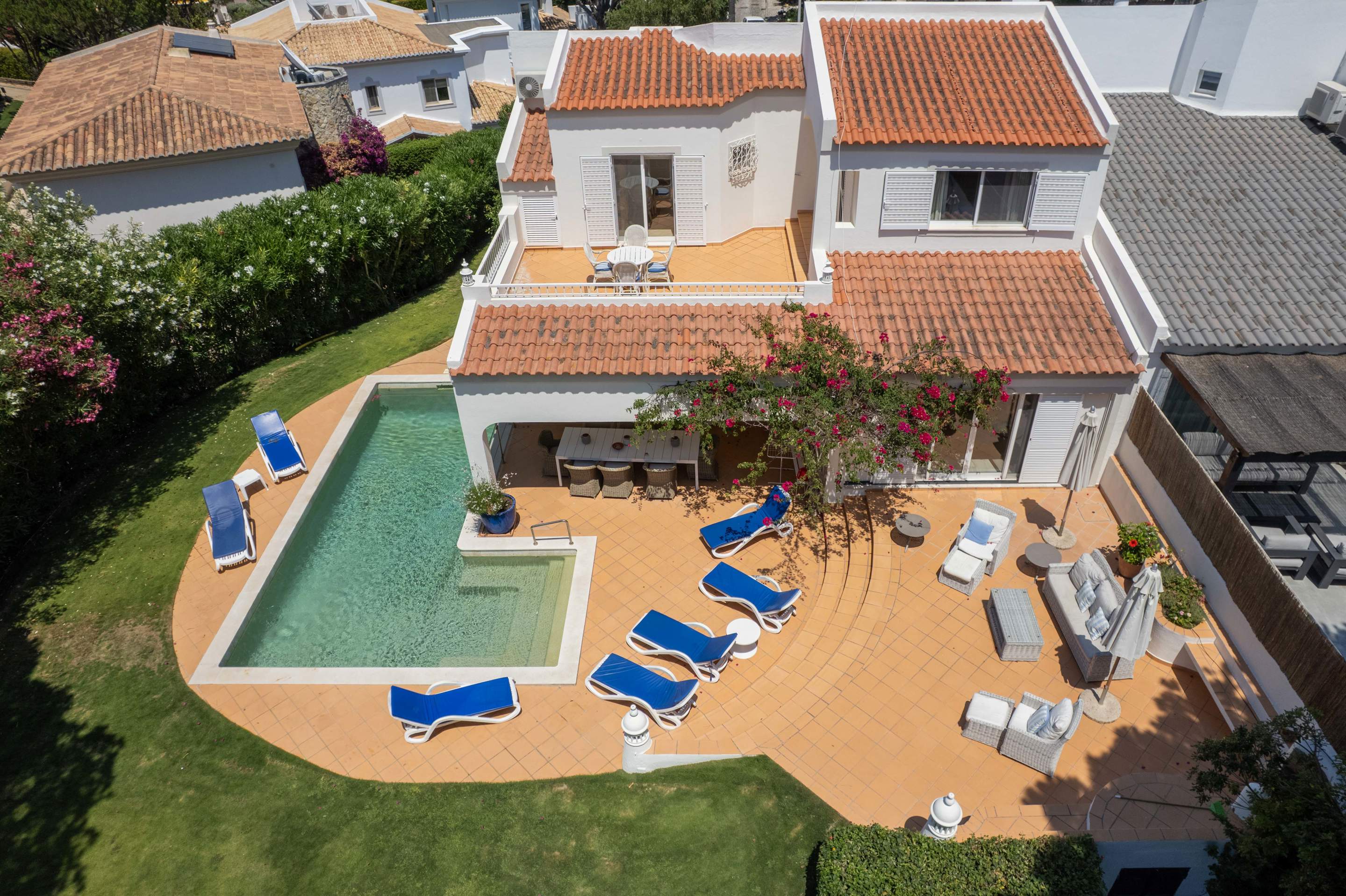 Villa Cascata 4 Bedroom, 4 bedroom villa in Vale do Lobo, Algarve