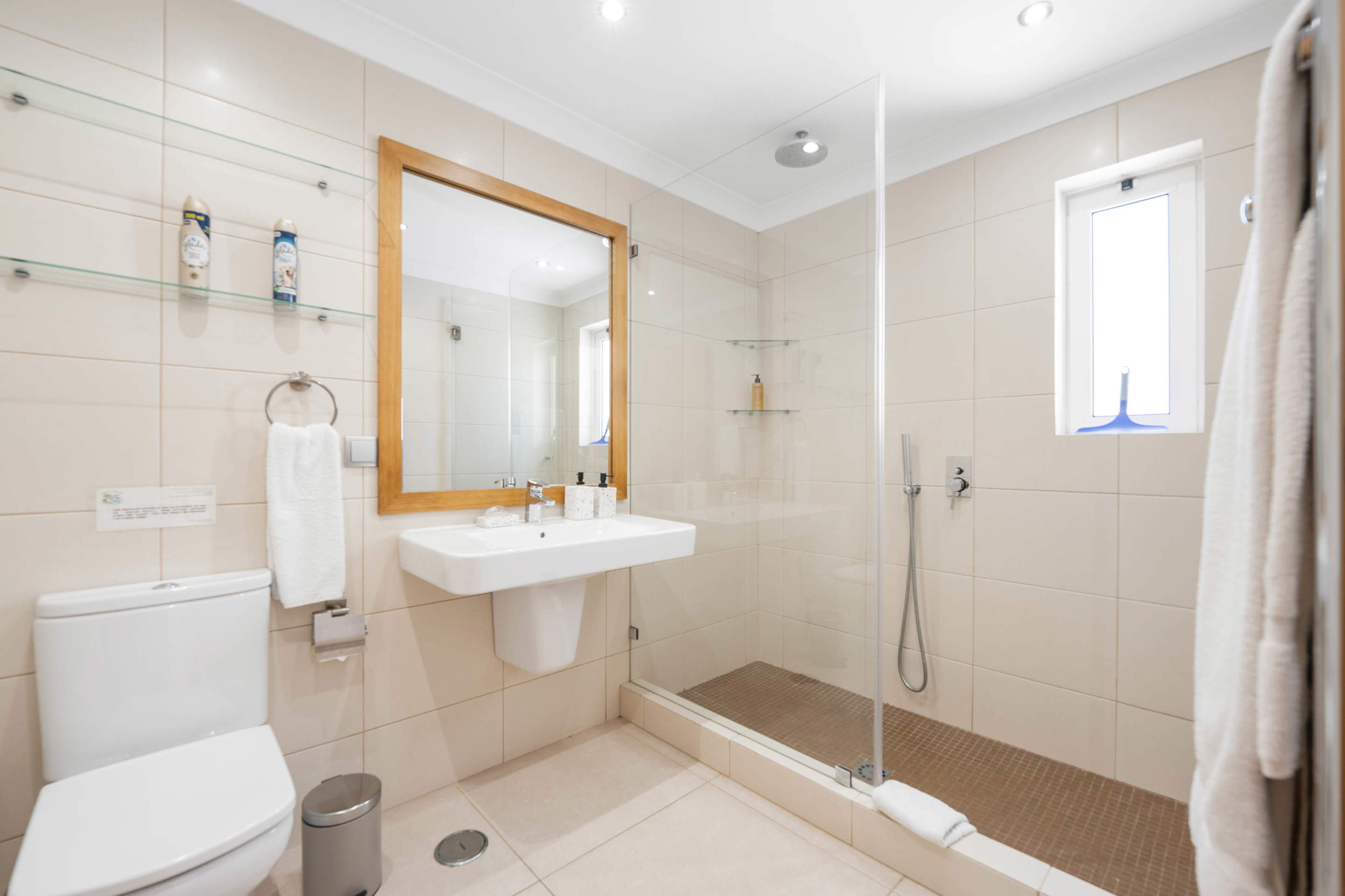 Casa Blanca 4 Bed Rental, 4 bedroom villa in Vale do Lobo, Algarve