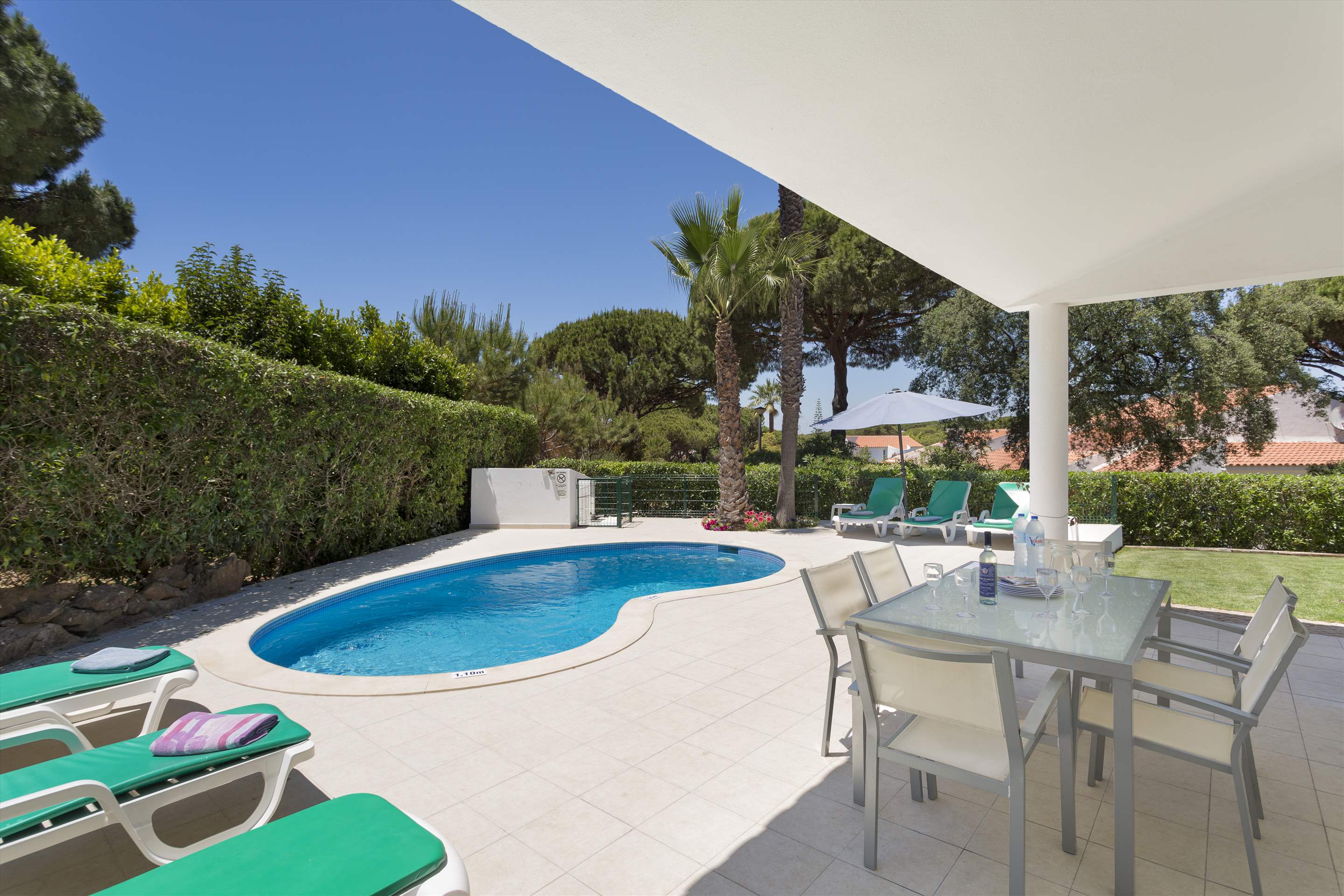 Villa Caroline, 3 bedroom villa in Vale do Lobo, Algarve