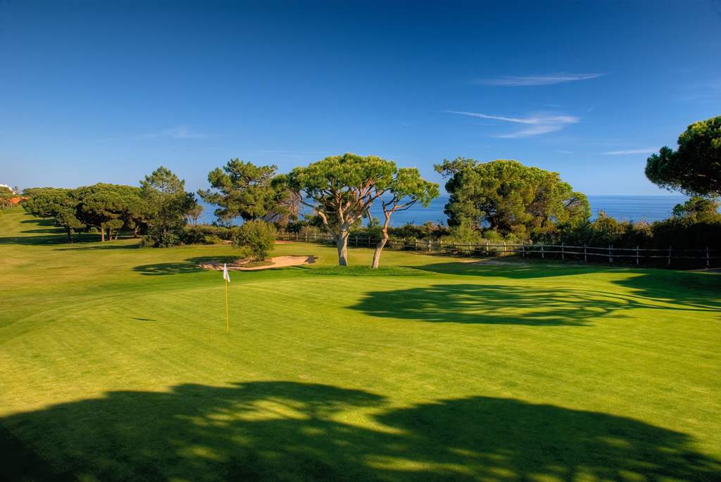 Pine Cliffs Village  3 Bed Townhouse De Luxe, 3 bedroom villa in Pine Cliffs Resort, Algarve