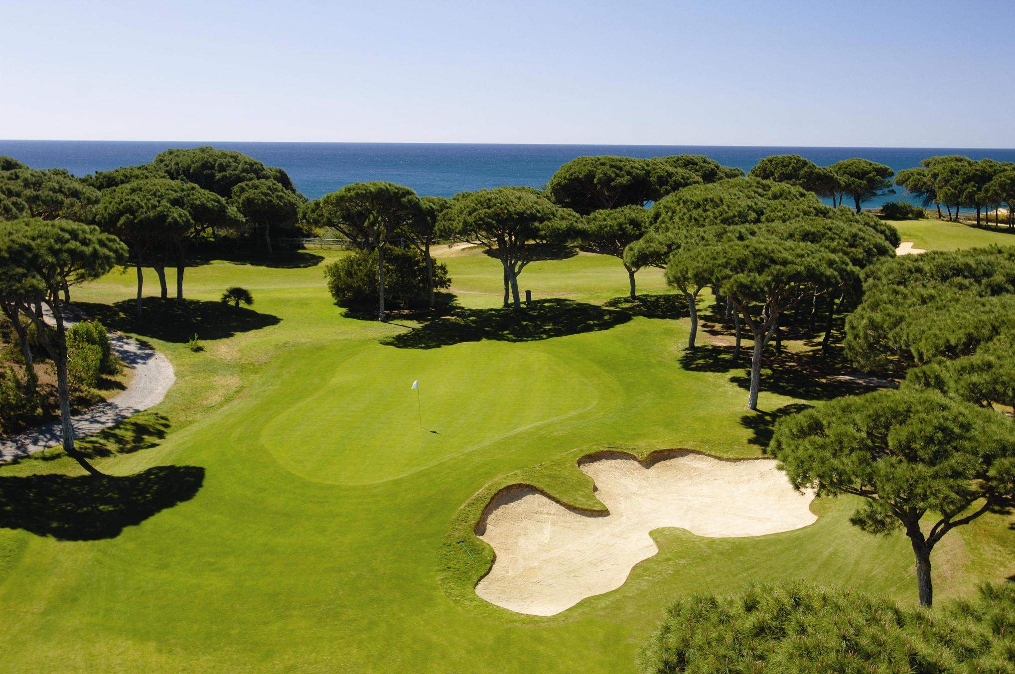 Pine Cliffs Village  3 Bed Townhouse De Luxe, 3 bedroom villa in Pine Cliffs Resort, Algarve