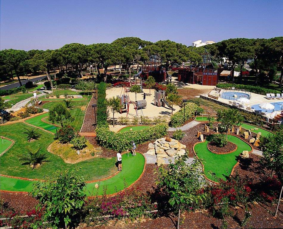 Pine Cliffs Village  3 Bed Townhouse De Luxe, 3 bedroom villa in Pine Cliffs Resort, Algarve