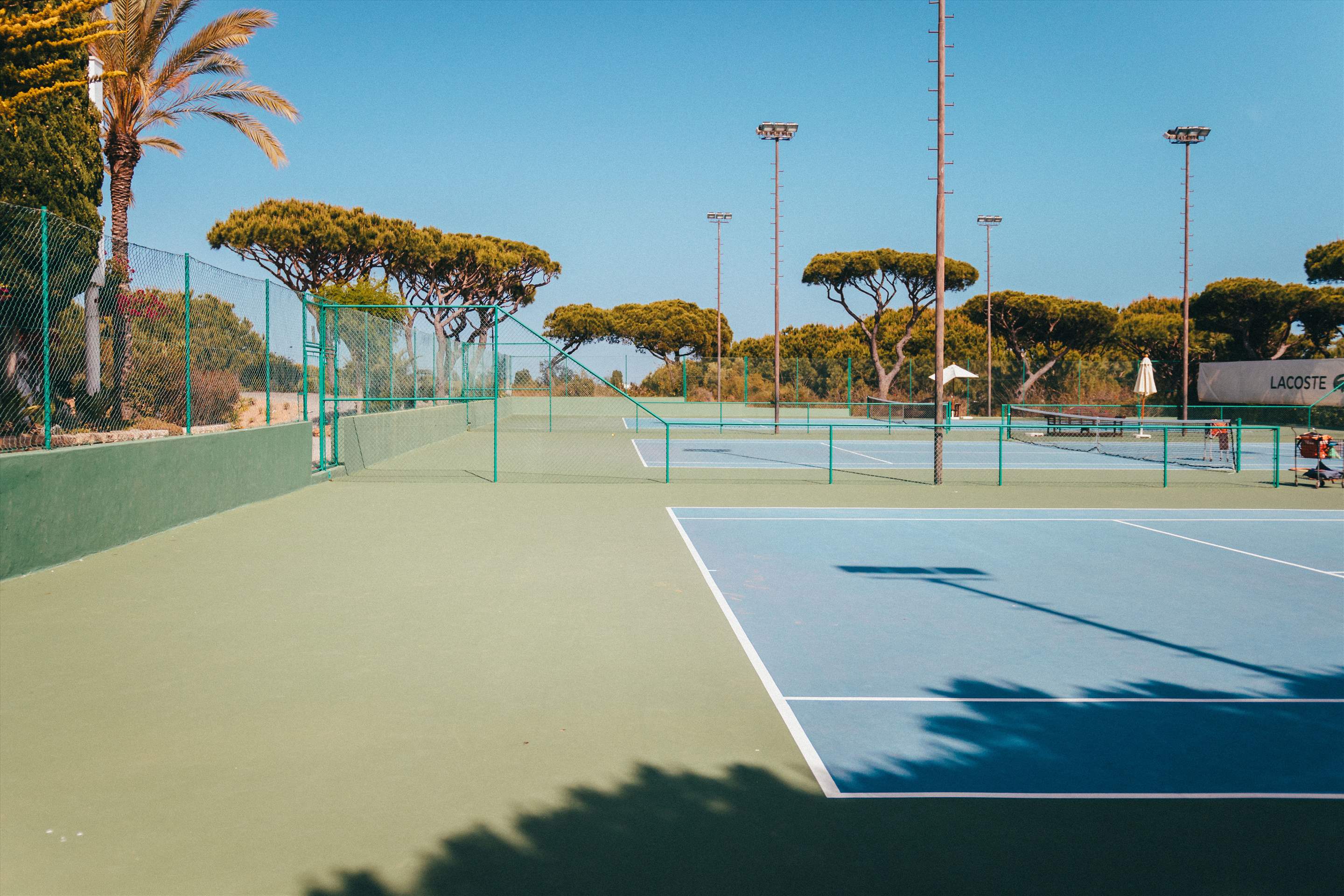Pine Cliffs Village  3 Bed Townhouse De Luxe, 3 bedroom villa in Pine Cliffs Resort, Algarve