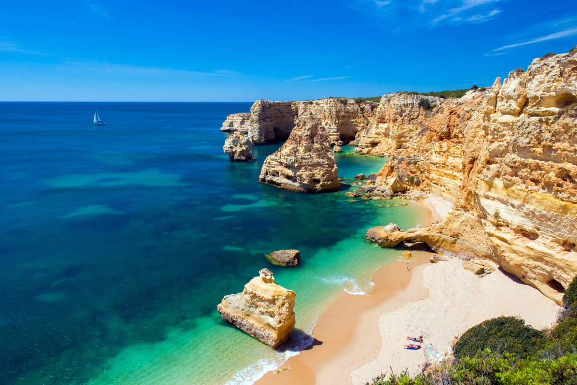 Pine Cliffs Village  3 Bed Townhouse De Luxe, 3 bedroom villa in Pine Cliffs Resort, Algarve