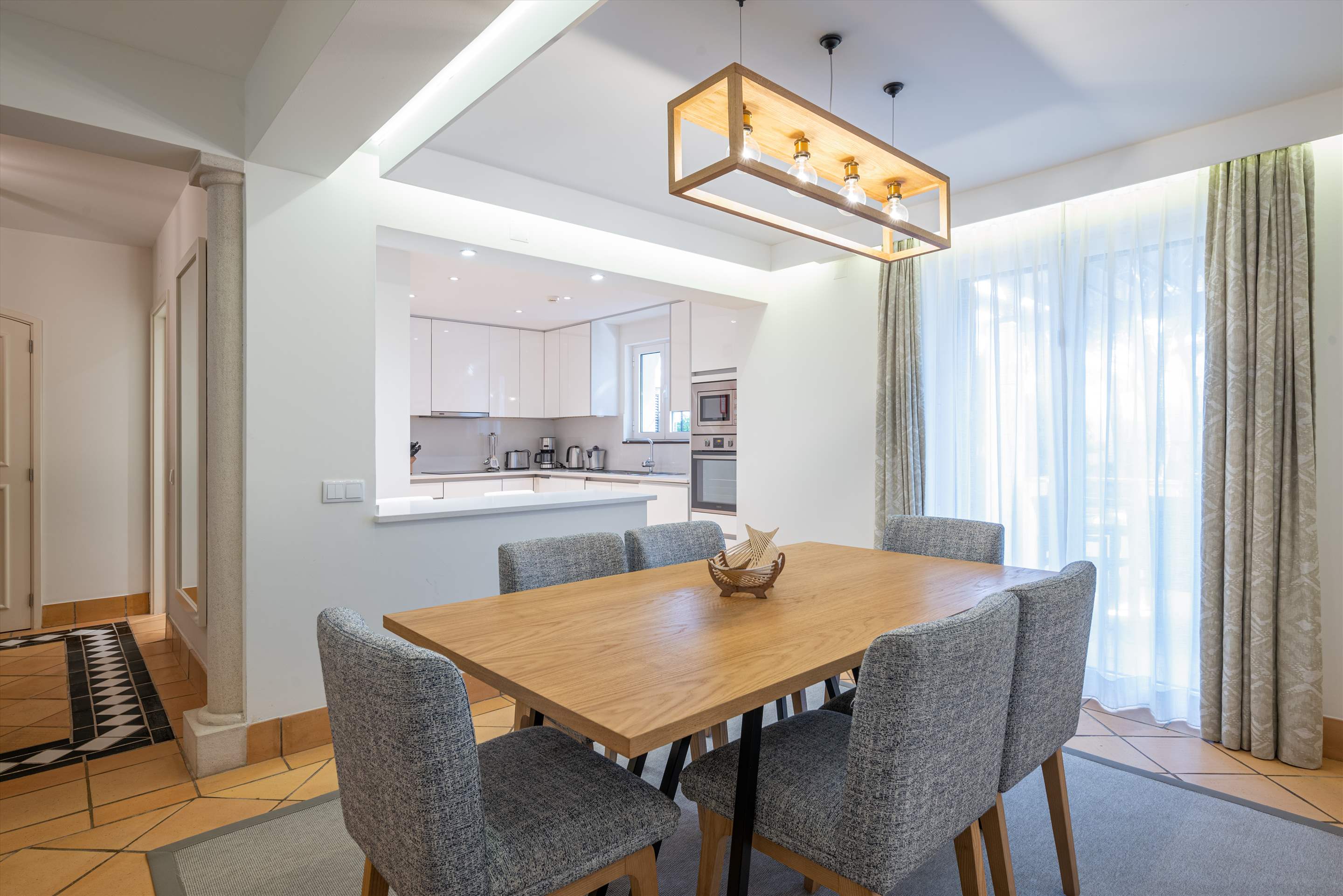 Pine Cliffs Village  3 Bed Townhouse De Luxe, 3 bedroom villa in Pine Cliffs Resort, Algarve