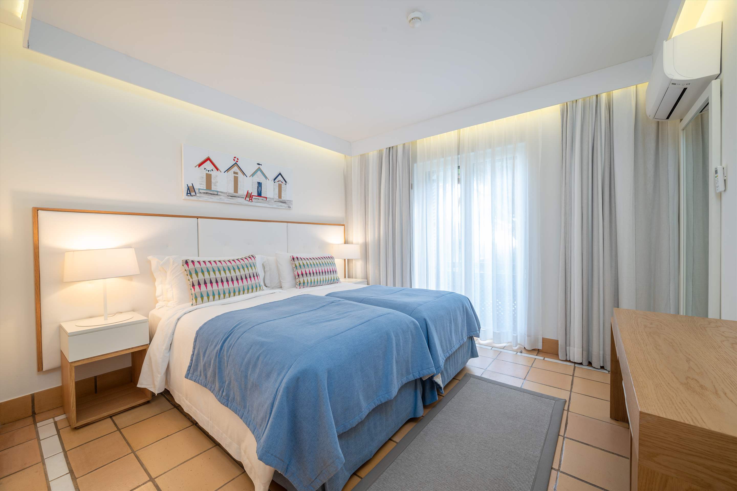 Pine Cliffs Village  3 Bed Townhouse De Luxe, 3 bedroom villa in Pine Cliffs Resort, Algarve