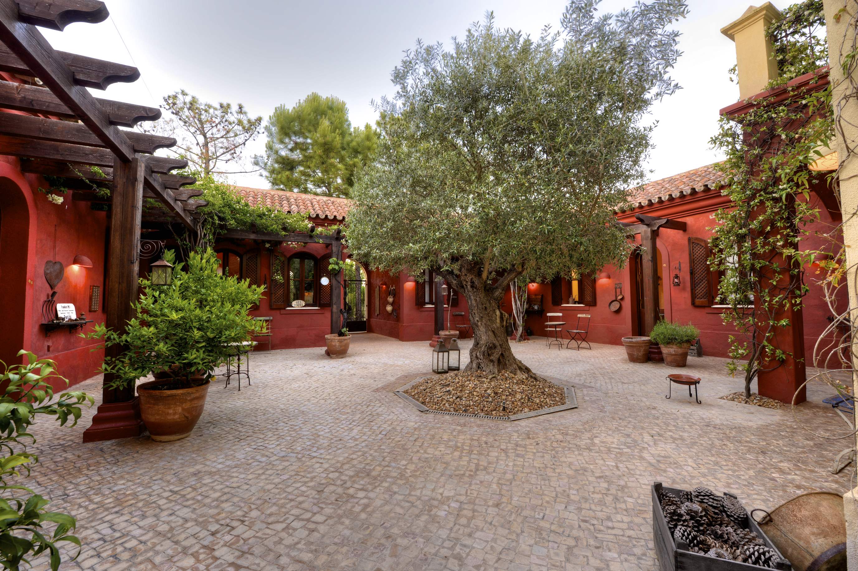 Villa Lucerne 6 Bedroom Rate, 6 bedroom villa in Quinta do Lago, Algarve