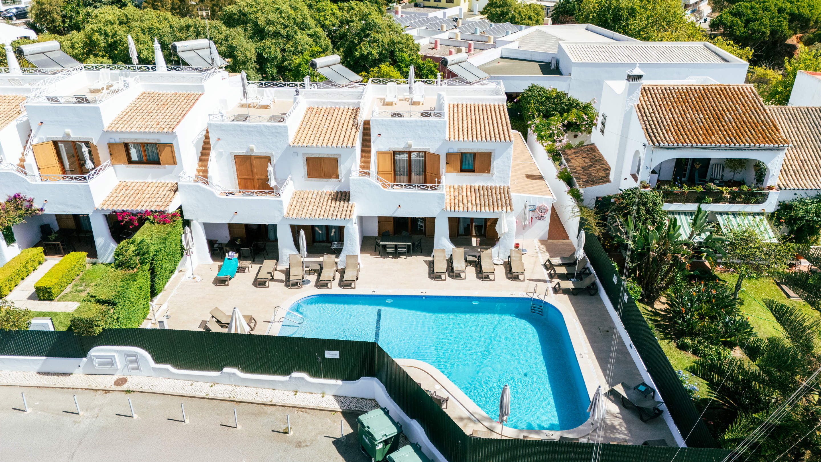 Apartments Quatro Irmaos (Four brothers), 2 bedroom apartment in Olhos d'Agua, Algarve