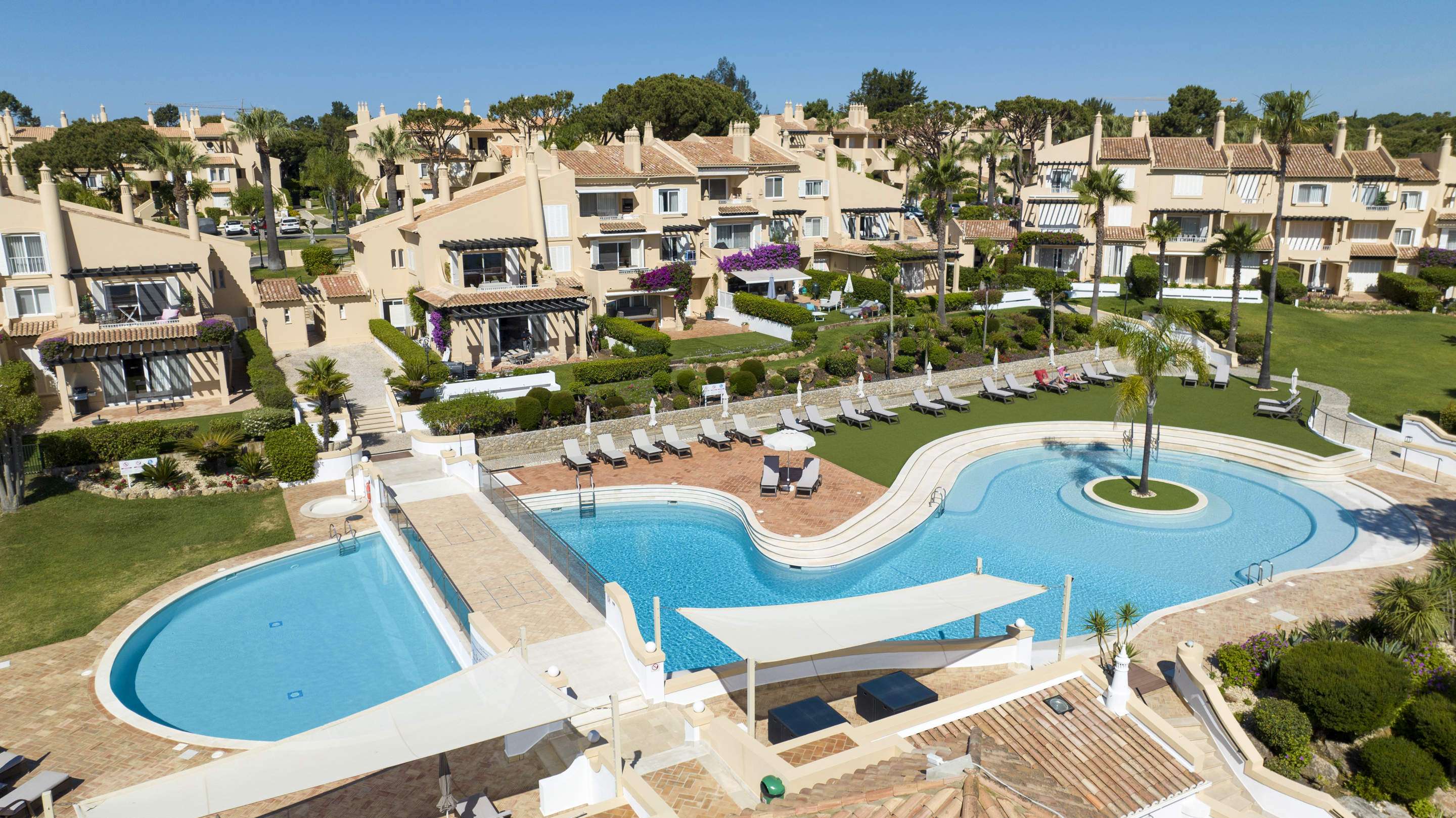 Sao Lourenco Premium 2 Bed Apartment, Chervil, 2 bedroom apartment in Quinta do Lago, Algarve