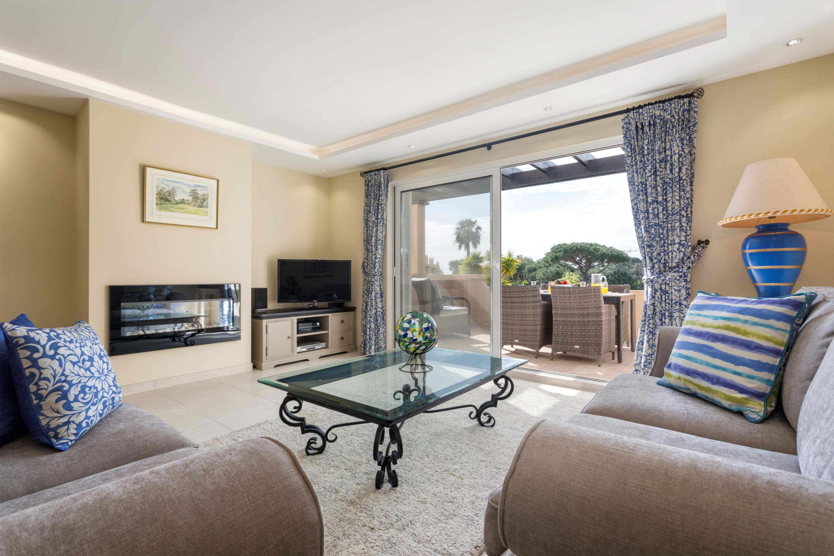 Sao Lourenco Premium 2 Bed Apartment, Chervil, 2 bedroom apartment in Quinta do Lago, Algarve