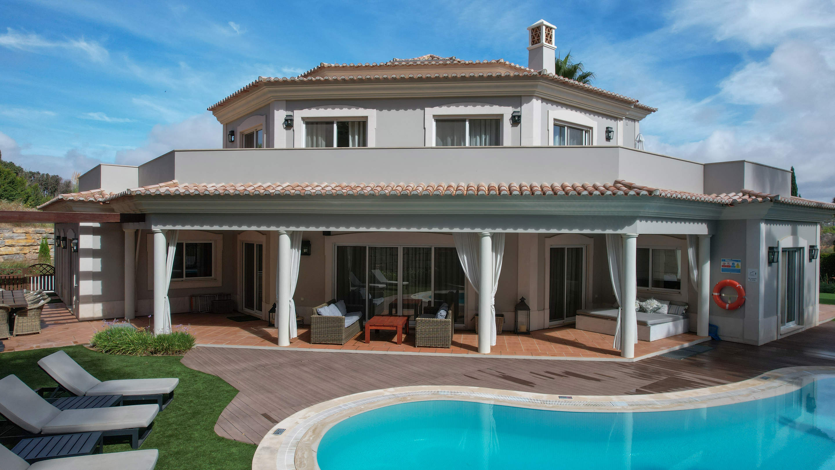 Villa Mayfair 5 Bedroom Rental, 5 bedroom villa in Quinta do Lago, Algarve