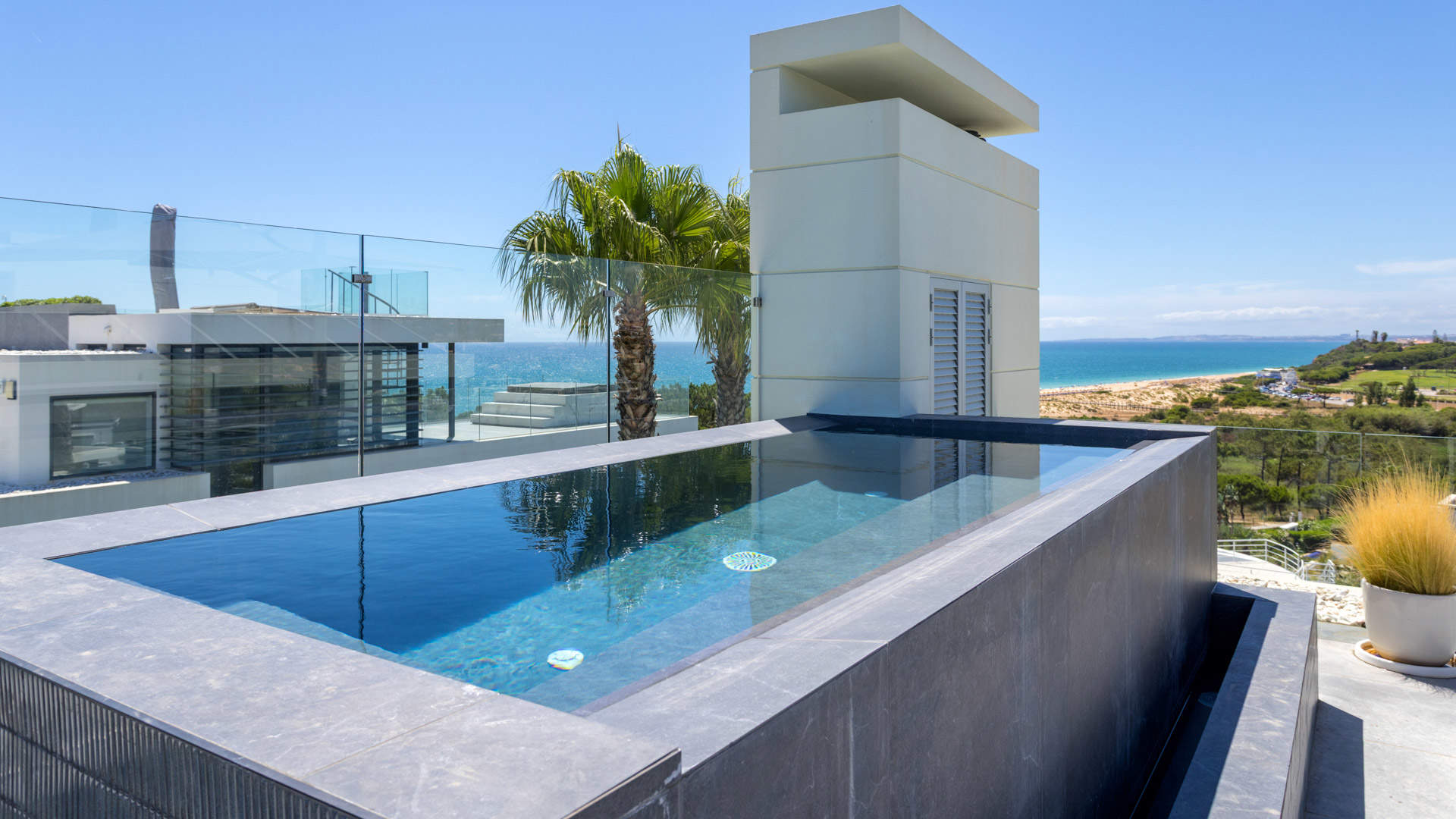 Villa Allure, 5 bedroom villa in Vale do Lobo, Algarve