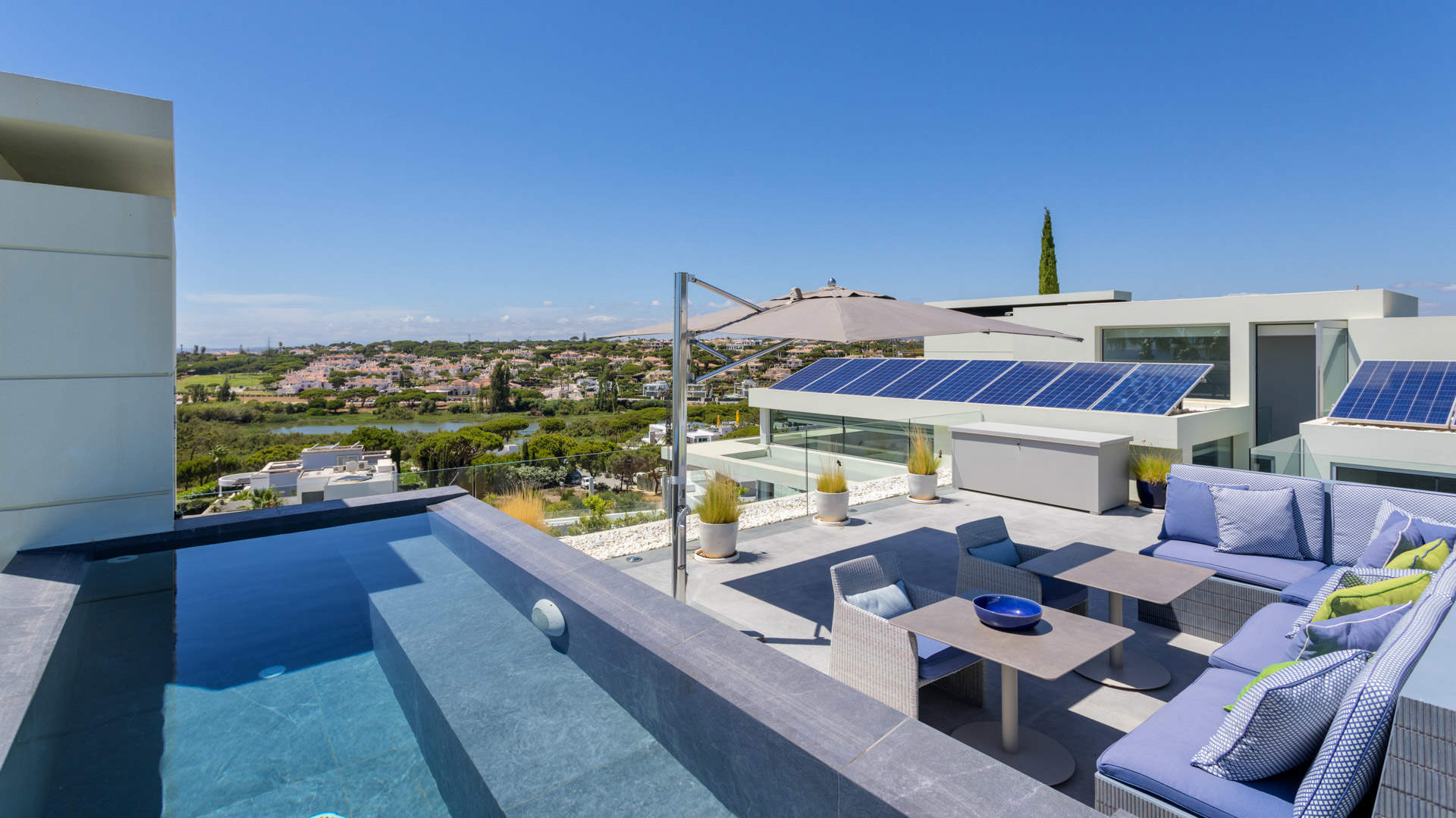 Villa Allure, 5 bedroom villa in Vale do Lobo, Algarve
