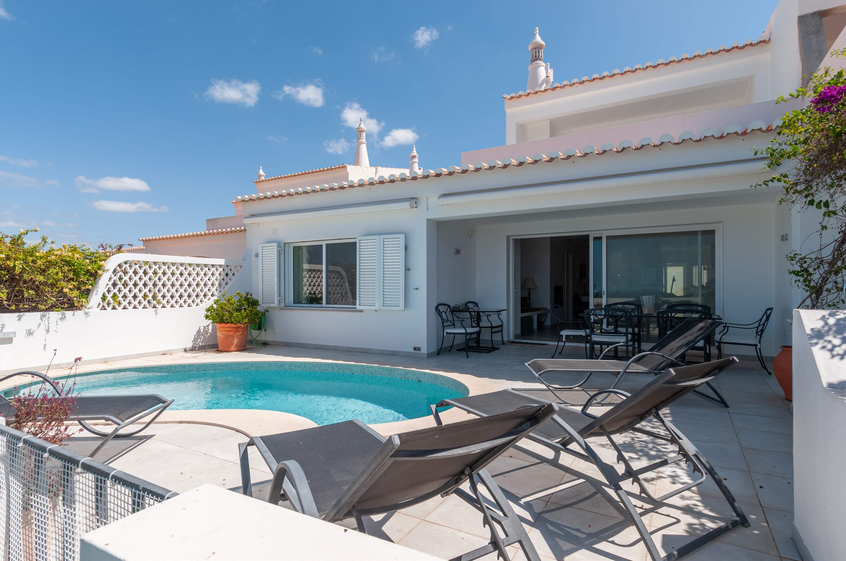 Villa Zara, 3 bedroom villa in Vale do Lobo, Algarve