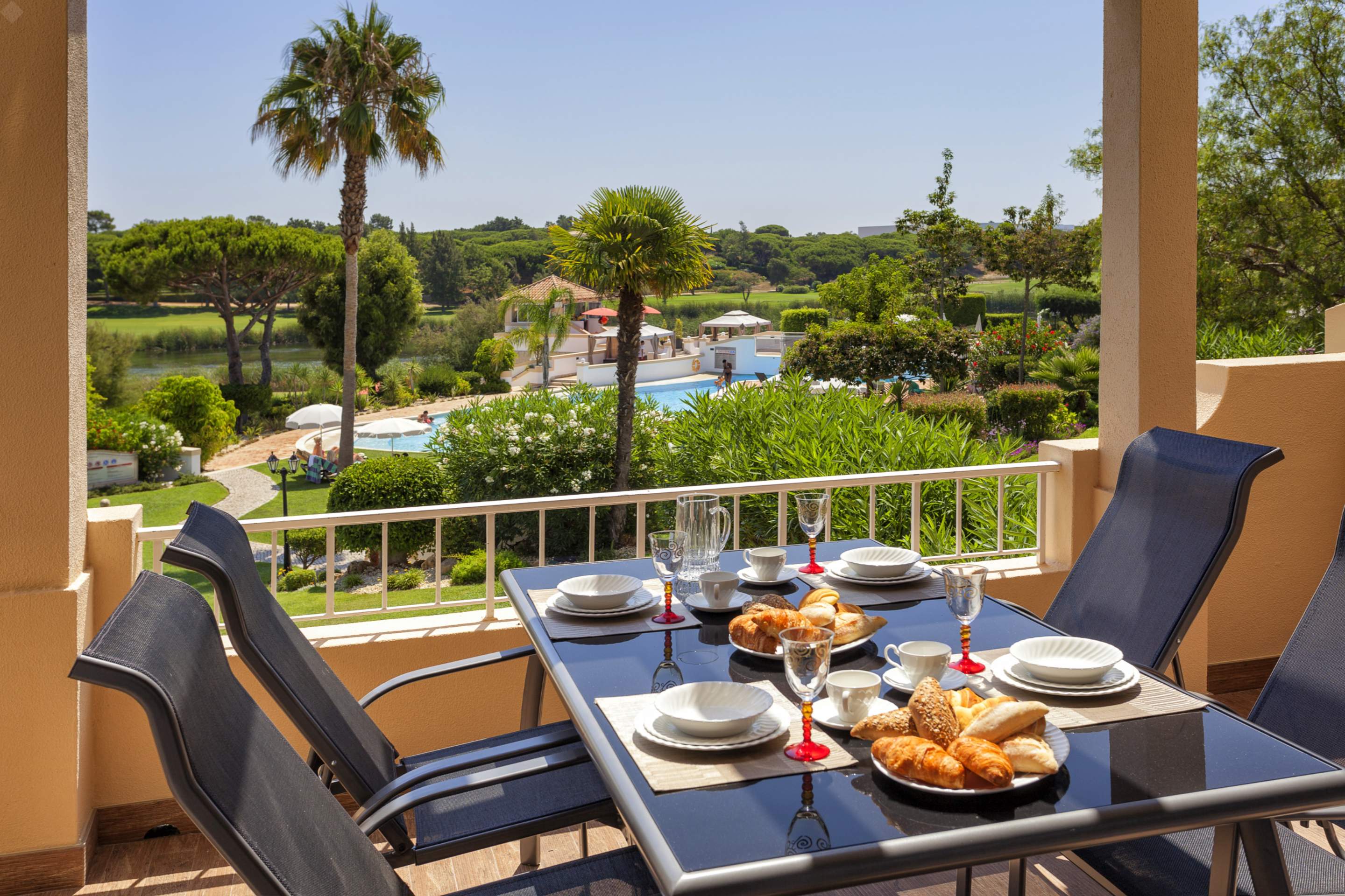 Sao Lourenco Village Premium 1+1 Bed, Lime, 2 bedroom apartment in Quinta do Lago, Algarve