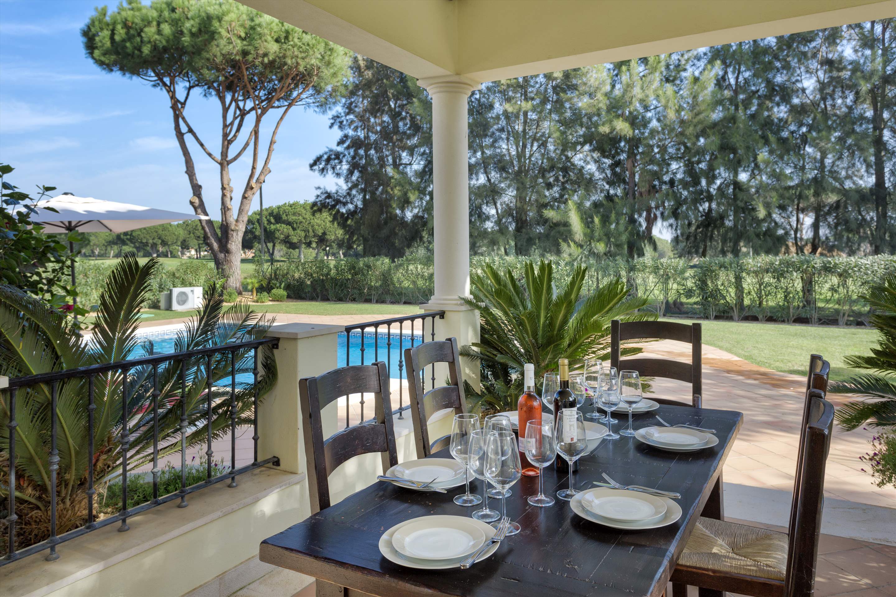 Casa Arbonne, 4 bedroom villa in Vilamoura Area, Algarve