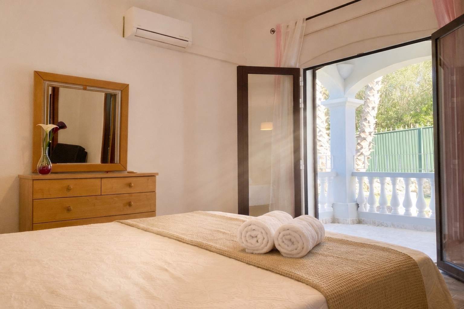 Vivenda Joao Pedro, 4 bedroom villa in Carvoeiro Area, Algarve