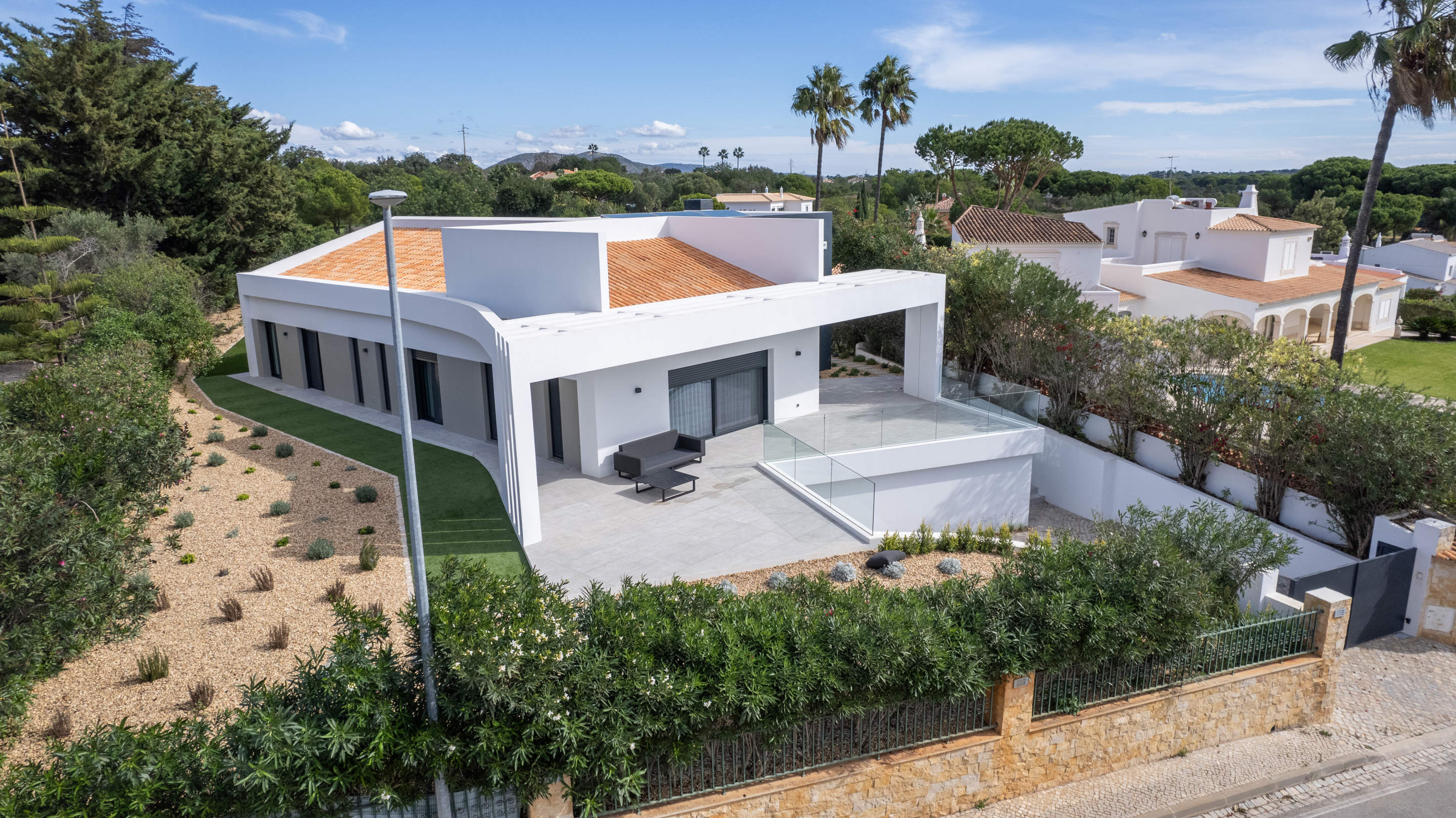 Casa Madrisa, 4 bedroom villa in Vilamoura Area, Algarve