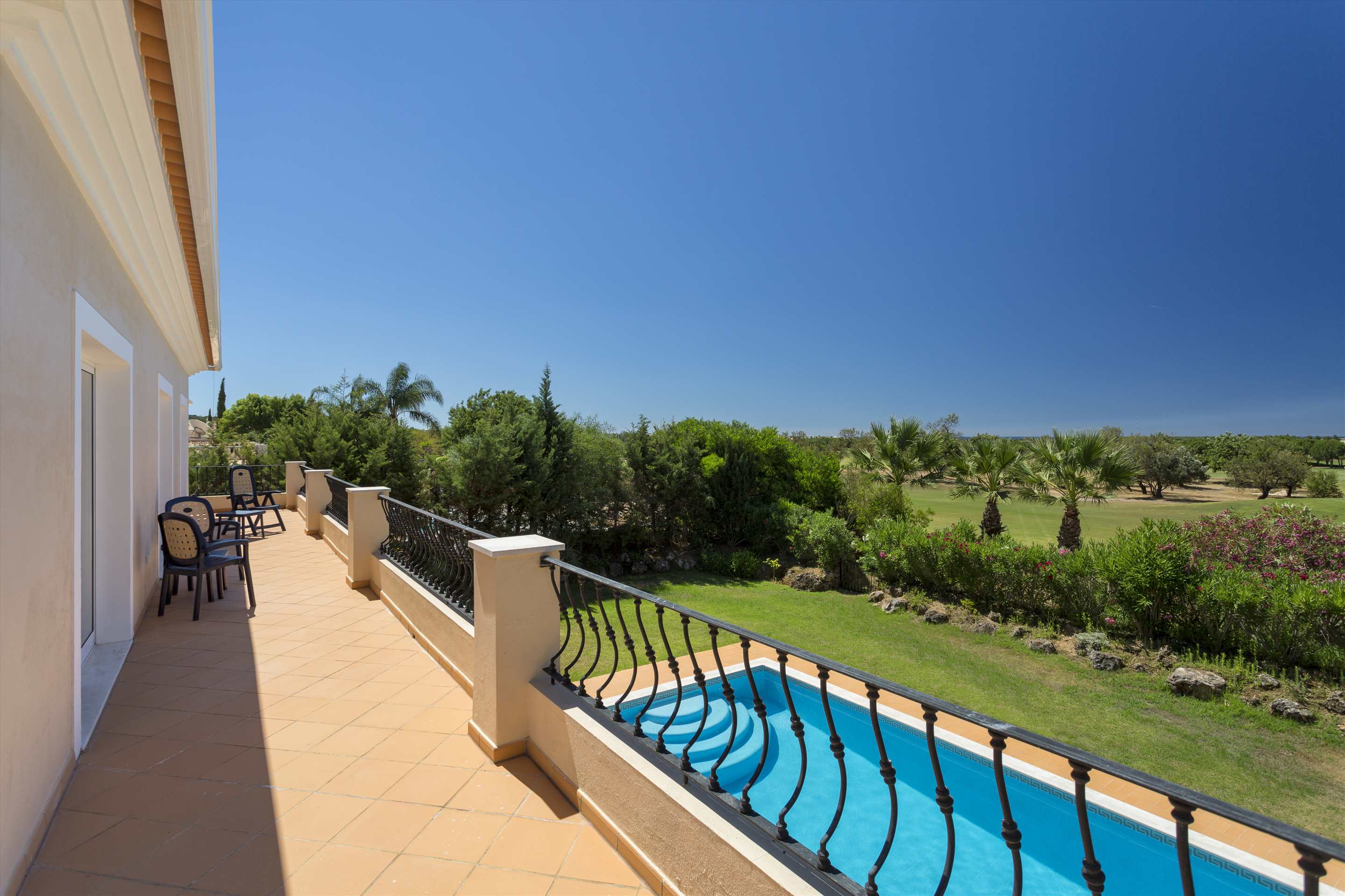 Villa Edengrove, 4 bedroom villa in Vilamoura Area, Algarve