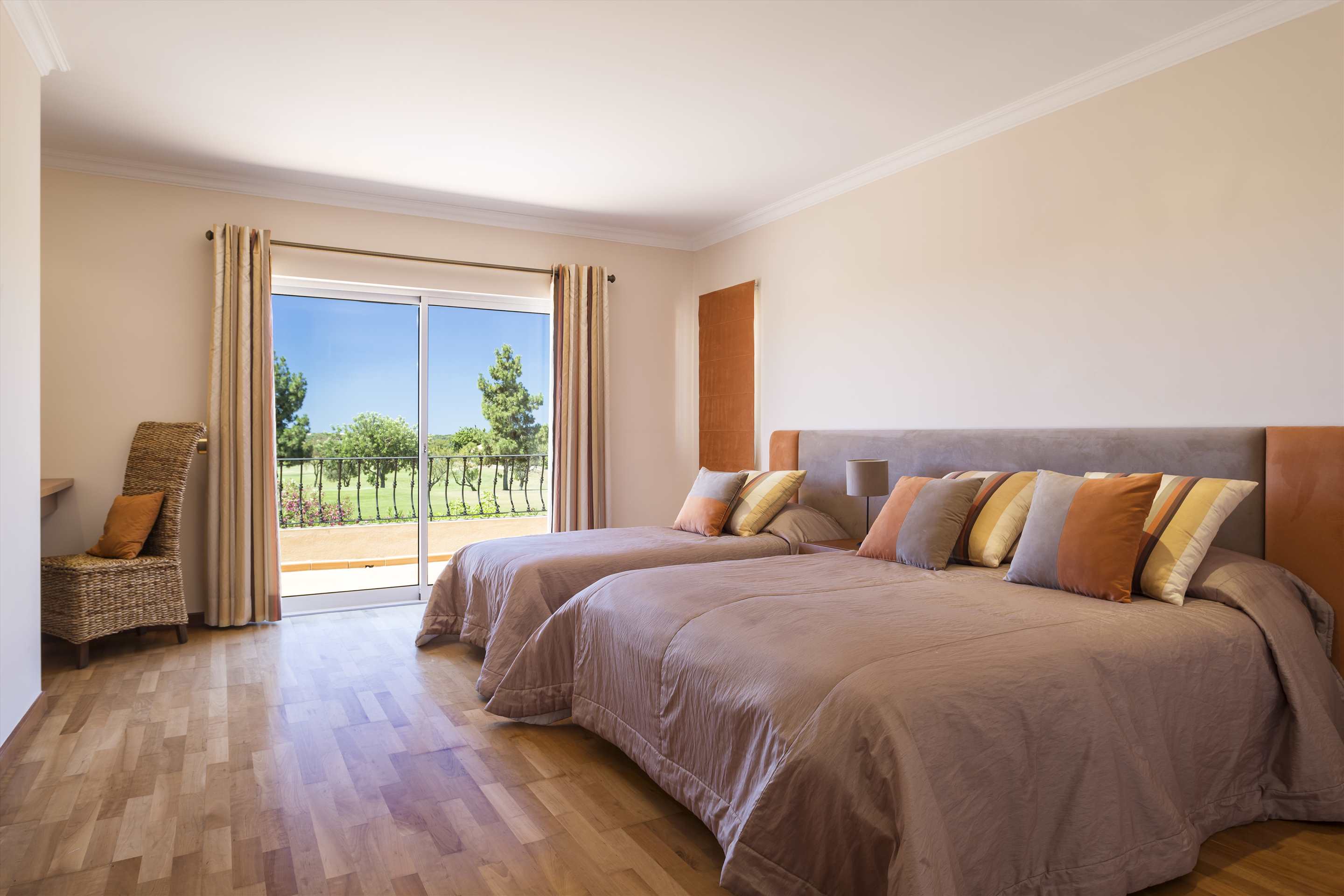 Villa Edengrove, 4 bedroom villa in Vilamoura Area, Algarve