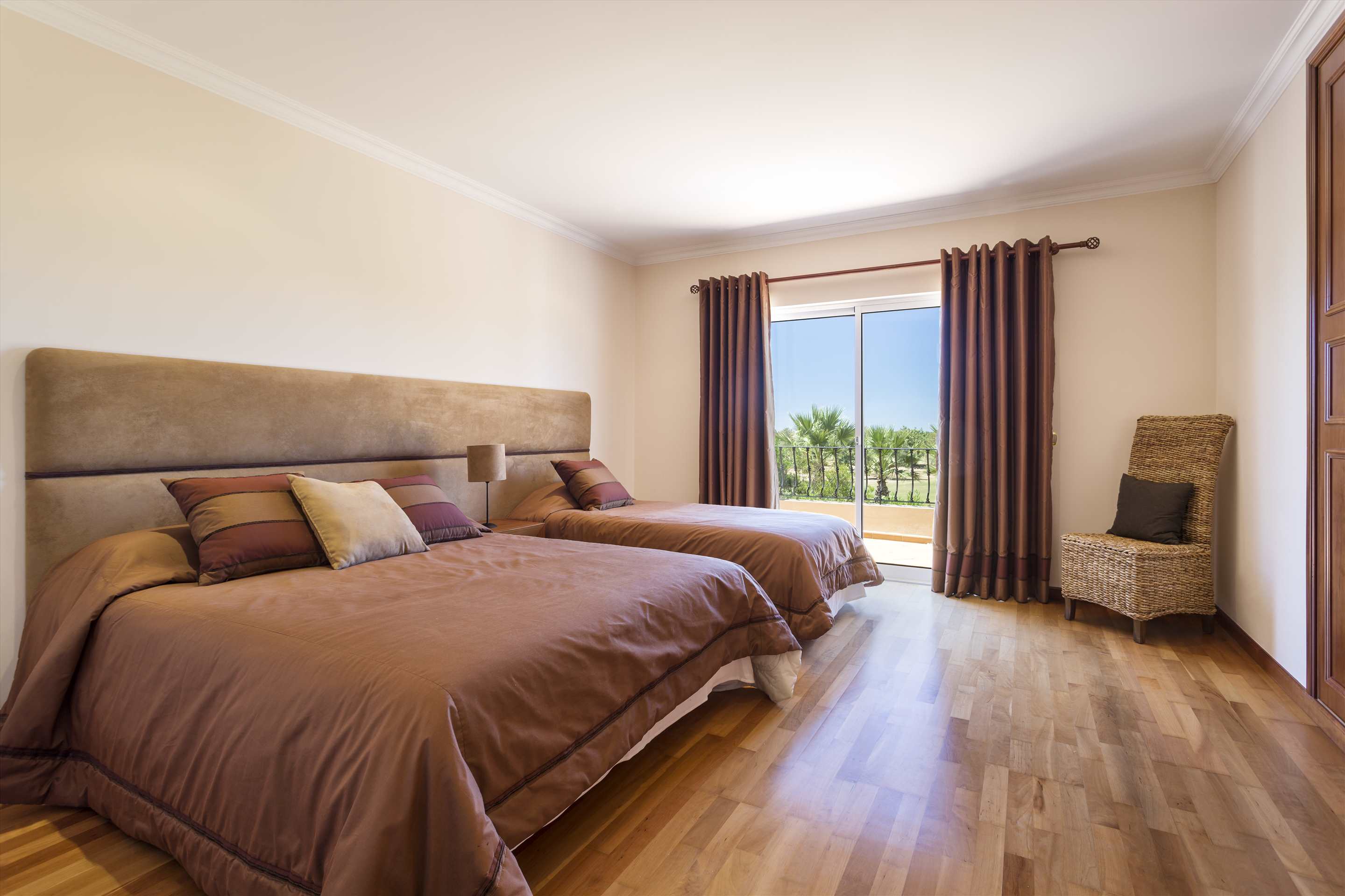 Villa Edengrove, 4 bedroom villa in Vilamoura Area, Algarve