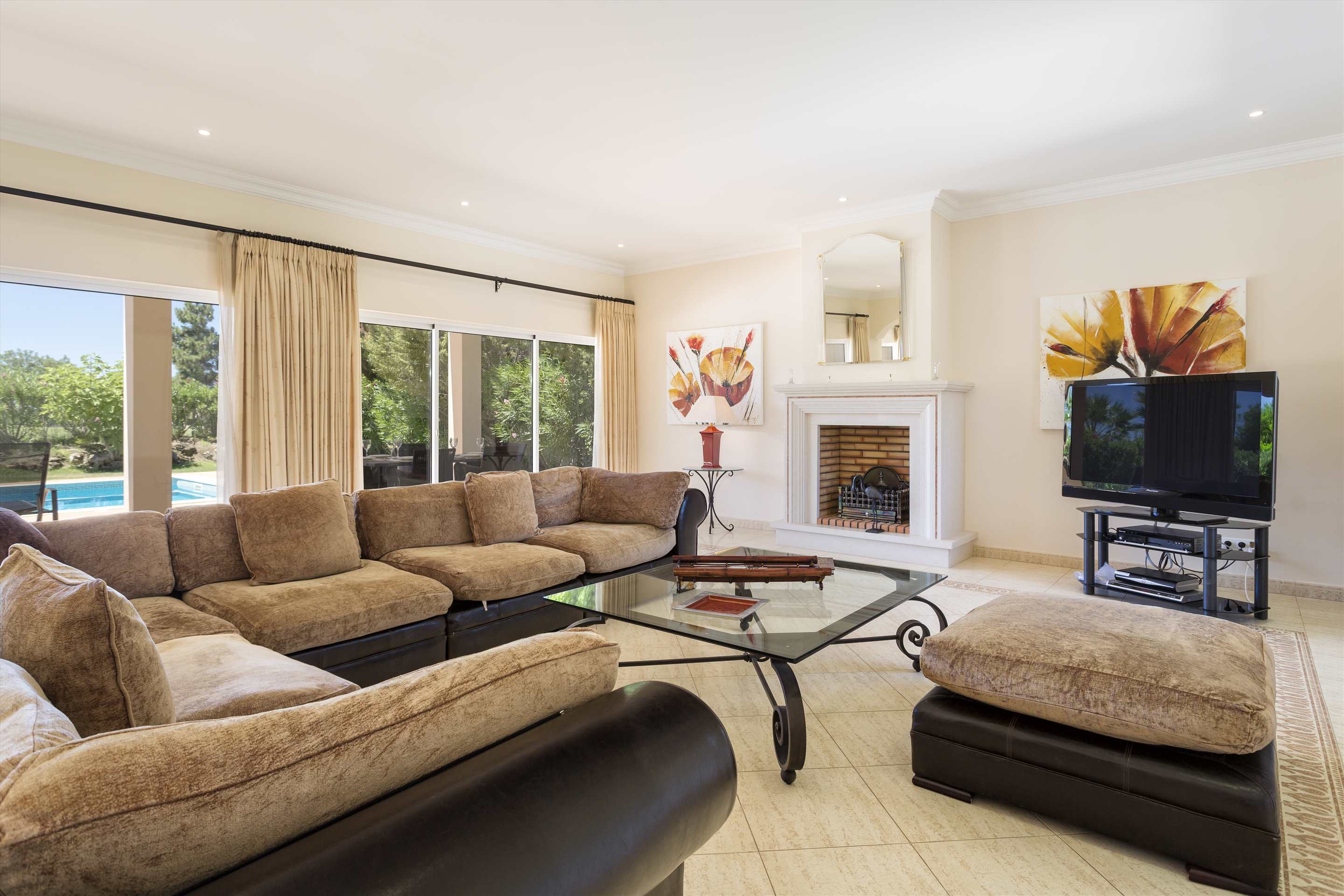 Villa Edengrove, 4 bedroom villa in Vilamoura Area, Algarve