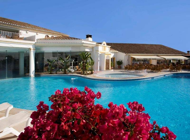 Four Seasons Fairways 3 Bed Hillside Apartment Friday Arrival, 3 bedroom villa in Four Seasons Fairways, Algarve
