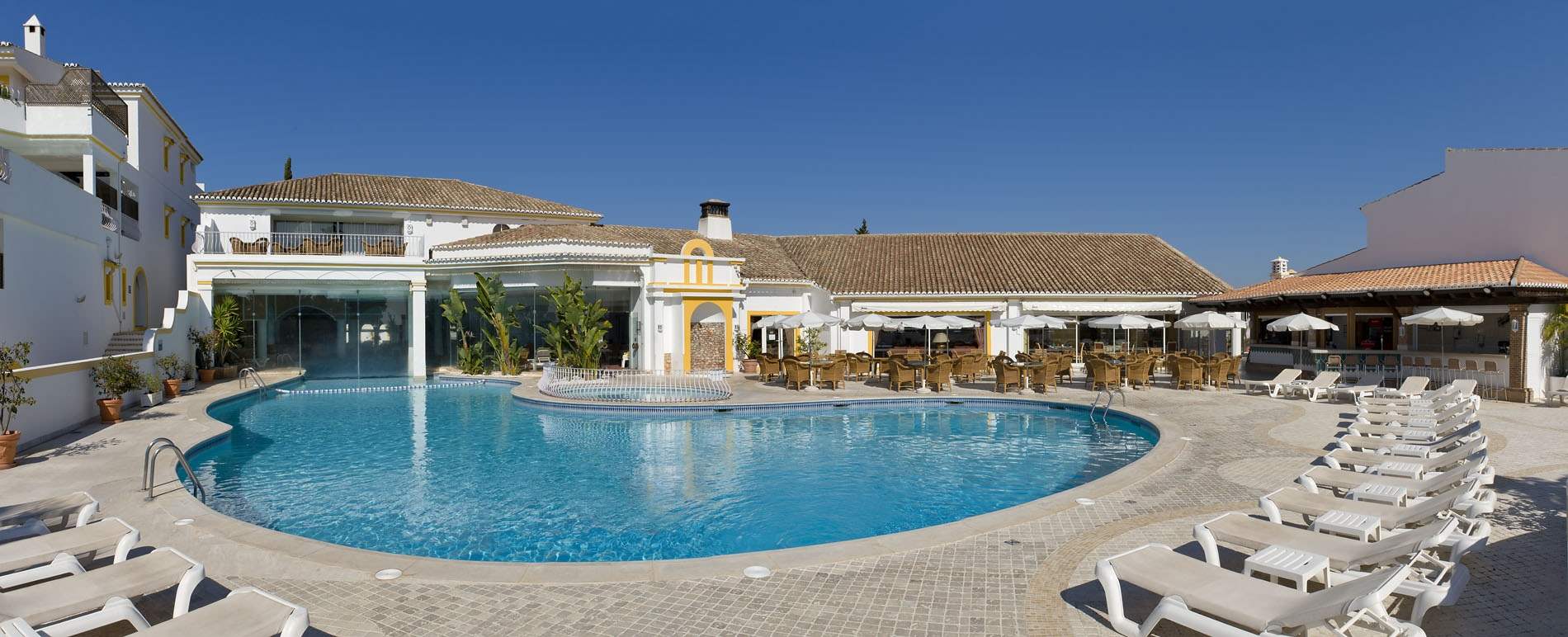 Four Seasons Fairways 3 Bed Hillside Apartment Friday Arrival, 3 bedroom villa in Four Seasons Fairways, Algarve