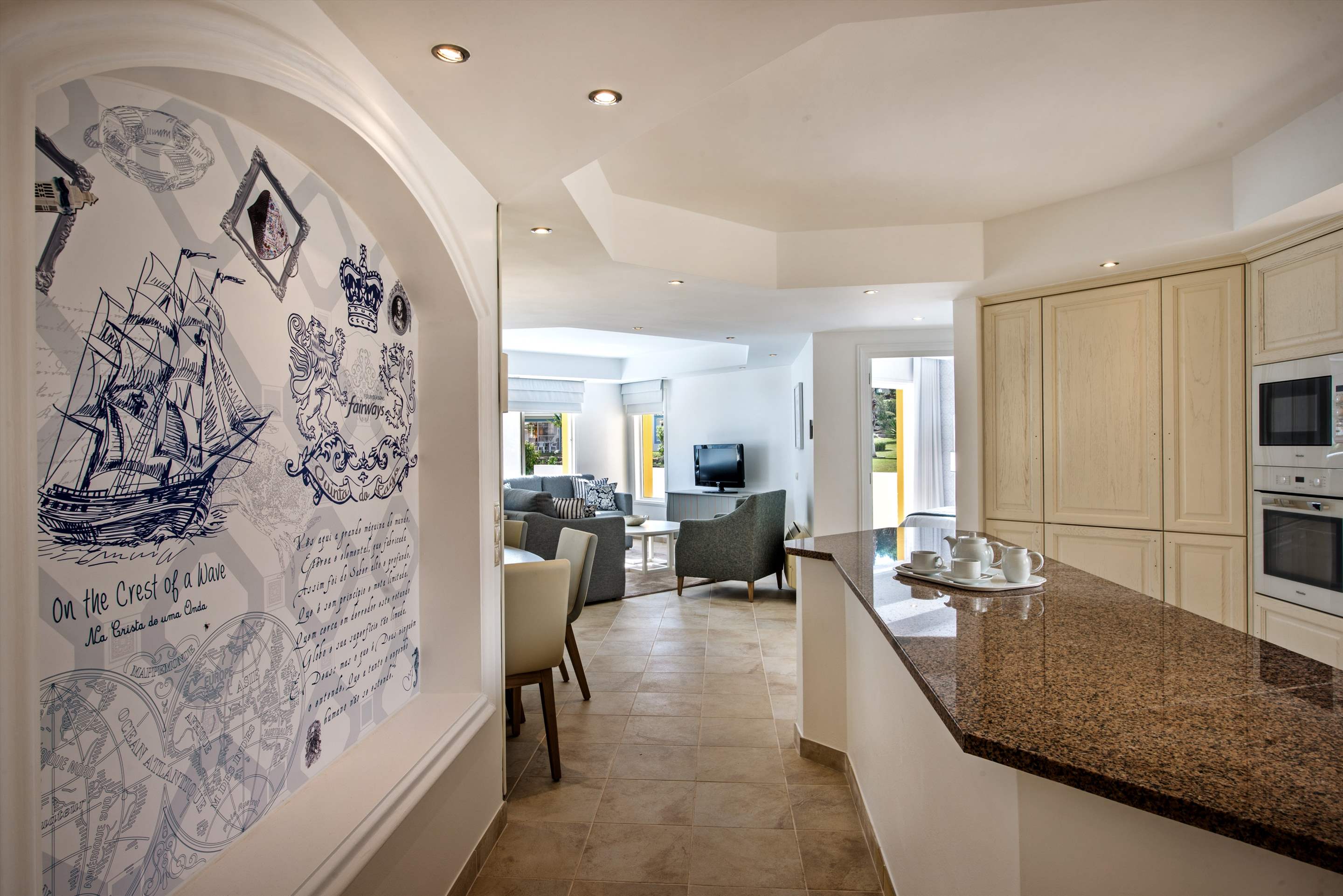 Four Seasons Fairways 3 Bed Hillside Apartment Friday Arrival, 3 bedroom villa in Four Seasons Fairways, Algarve
