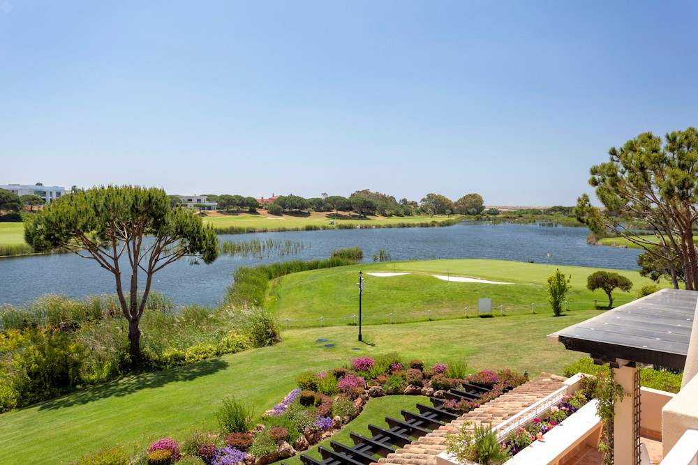 Sao Lourenco Village 2 Bed Apartment, 2 bedroom apartment in Quinta do Lago, Algarve