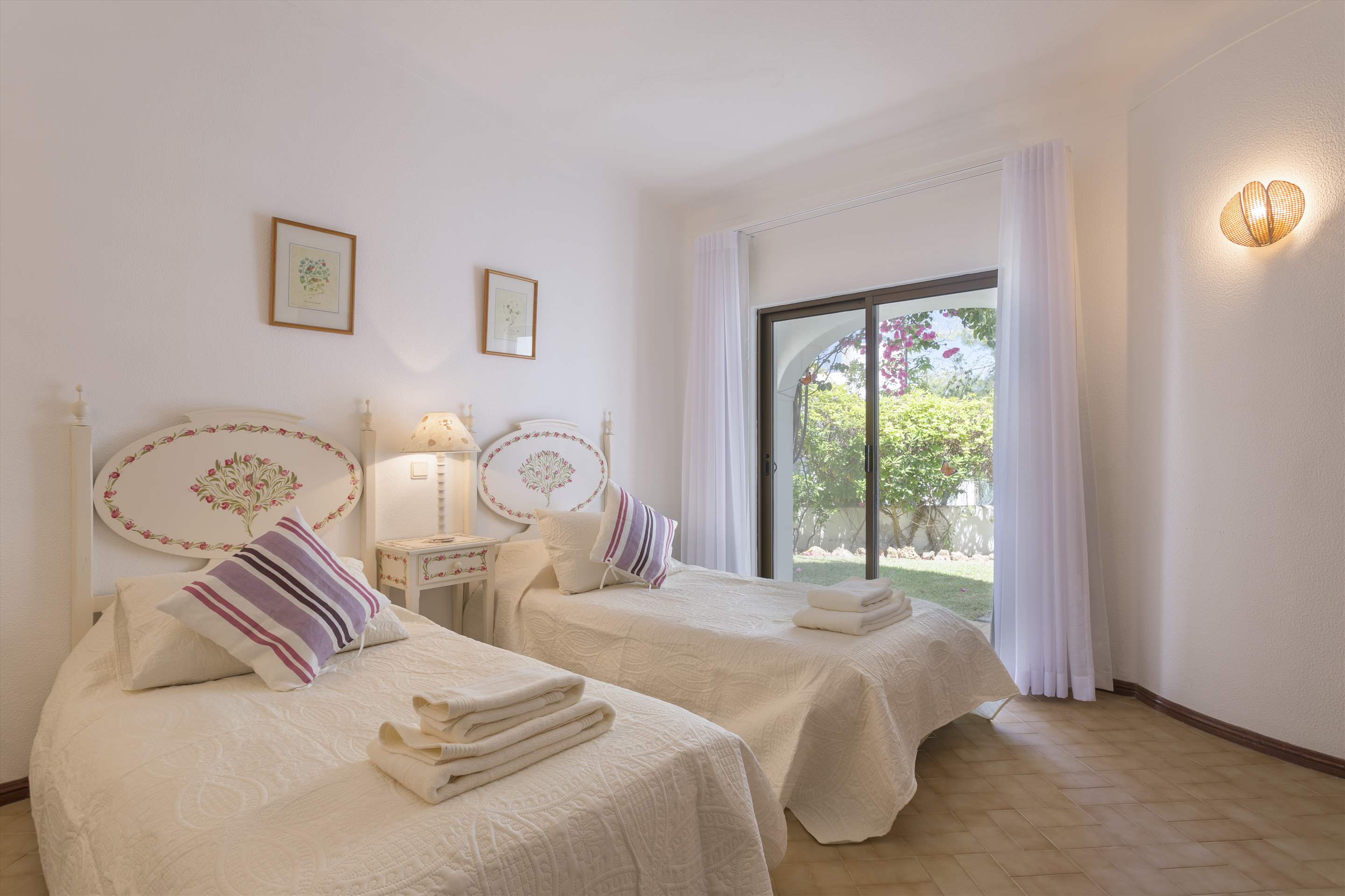 Casa Freya, 3 bedroom villa in Vale do Lobo, Algarve