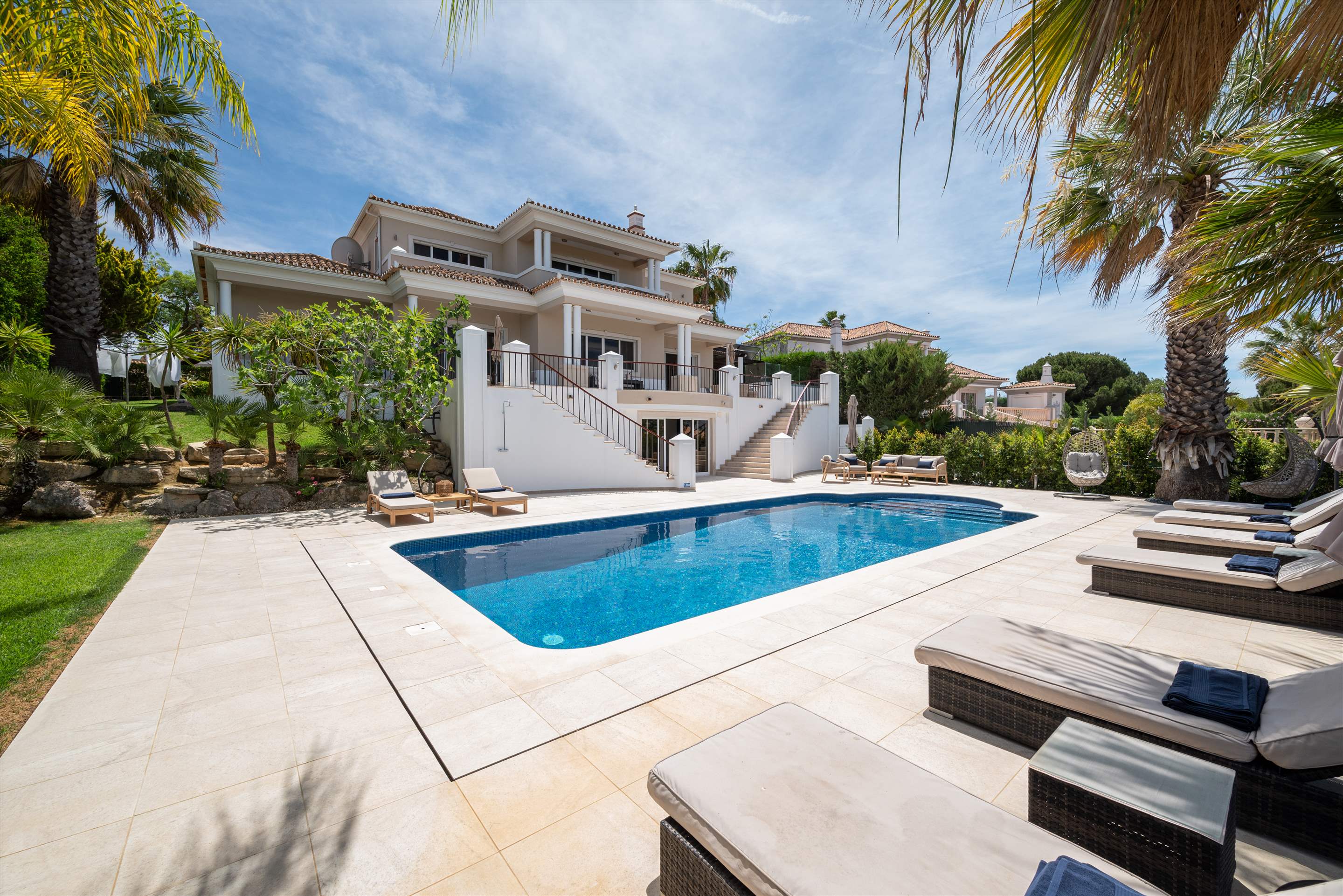 Casa Belle, 4 bedroom villa in Vale do Lobo, Algarve