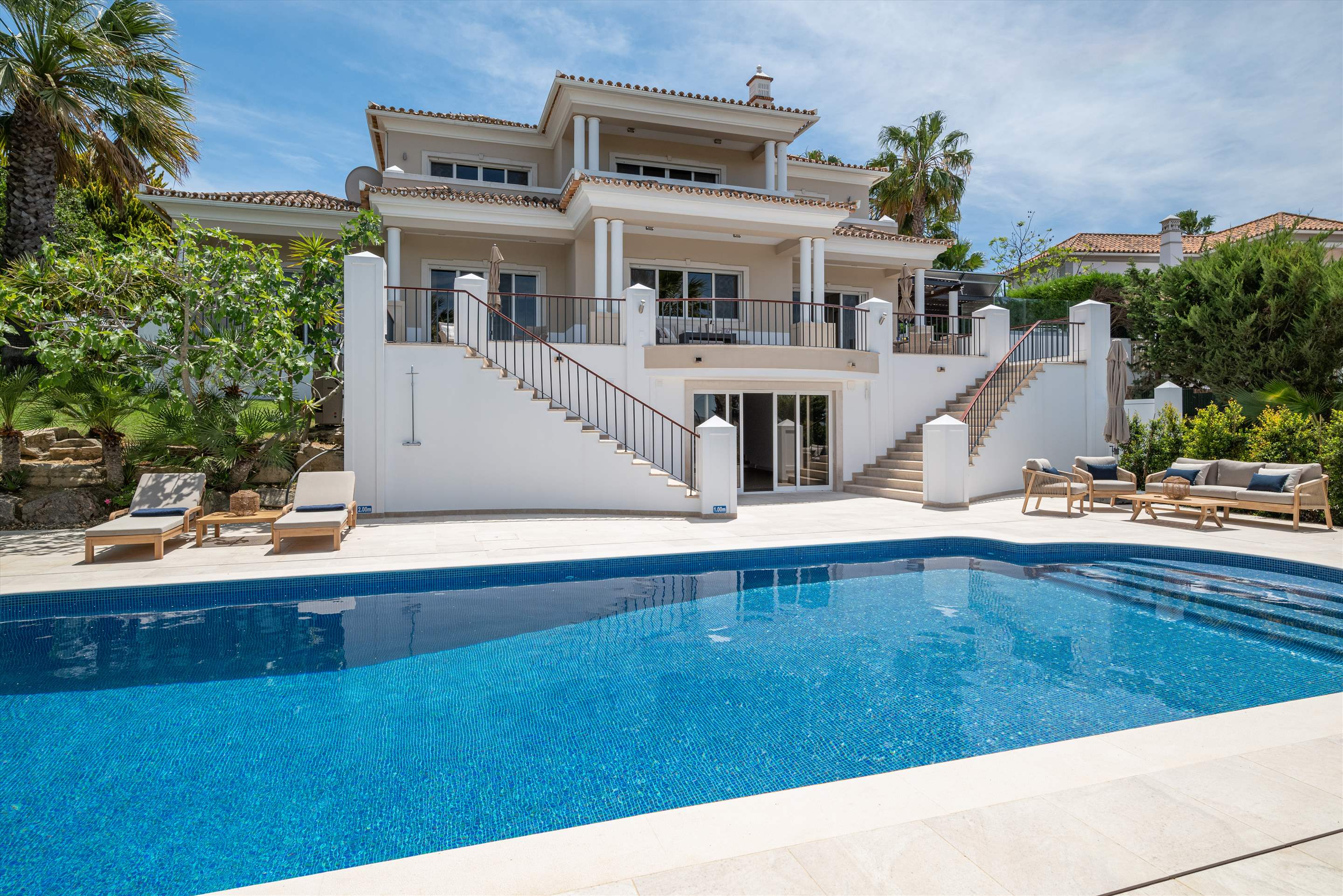 Casa Belle, 4 bedroom villa in Vale do Lobo, Algarve