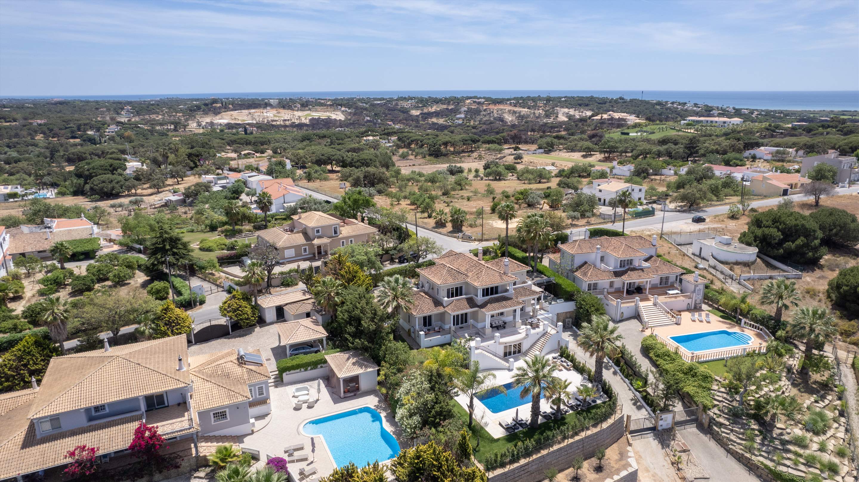 Casa Belle, 4 bedroom villa in Vale do Lobo, Algarve