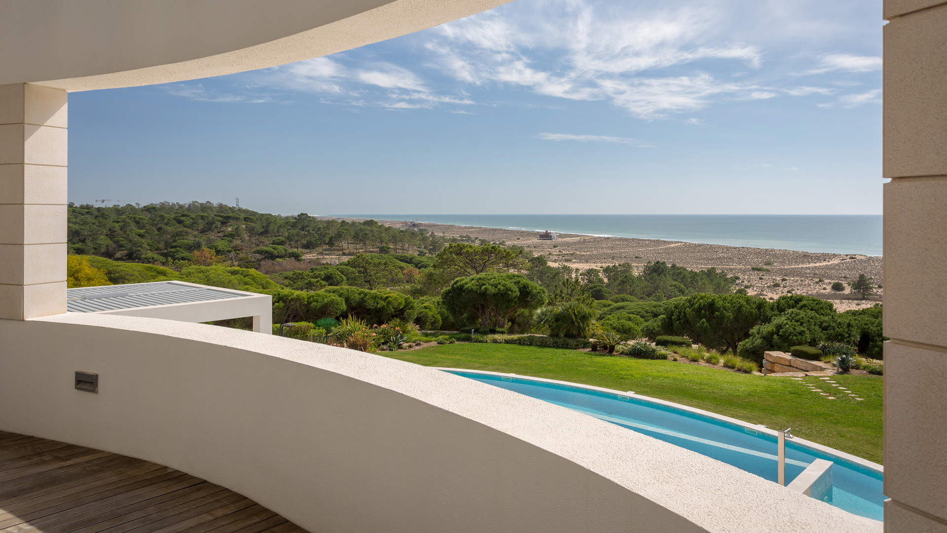 Villa Arumai, 5 bedroom villa in Vale do Lobo, Algarve