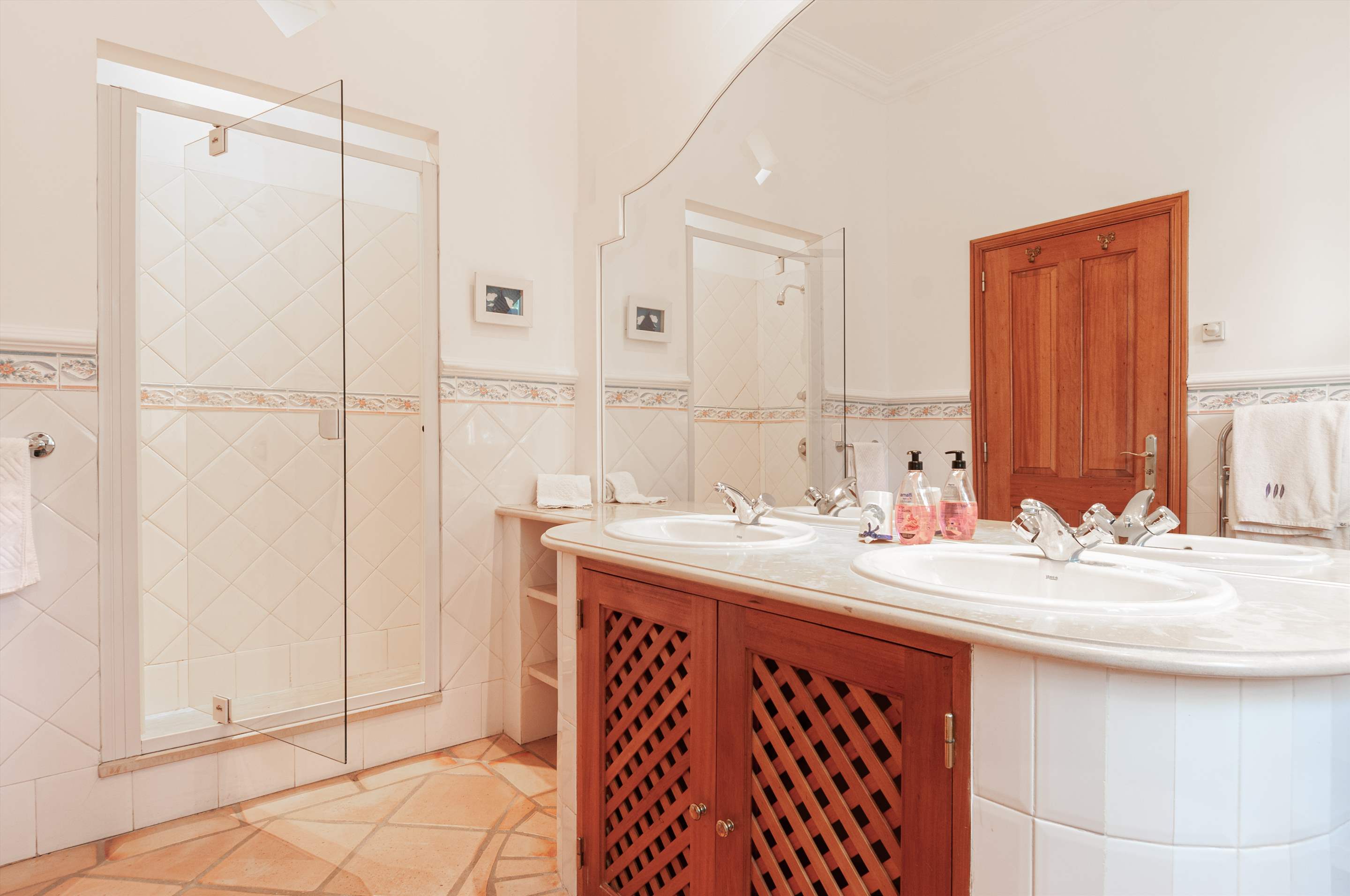 Villa Josephina, 4 bedroom villa in Quinta do Lago, Algarve