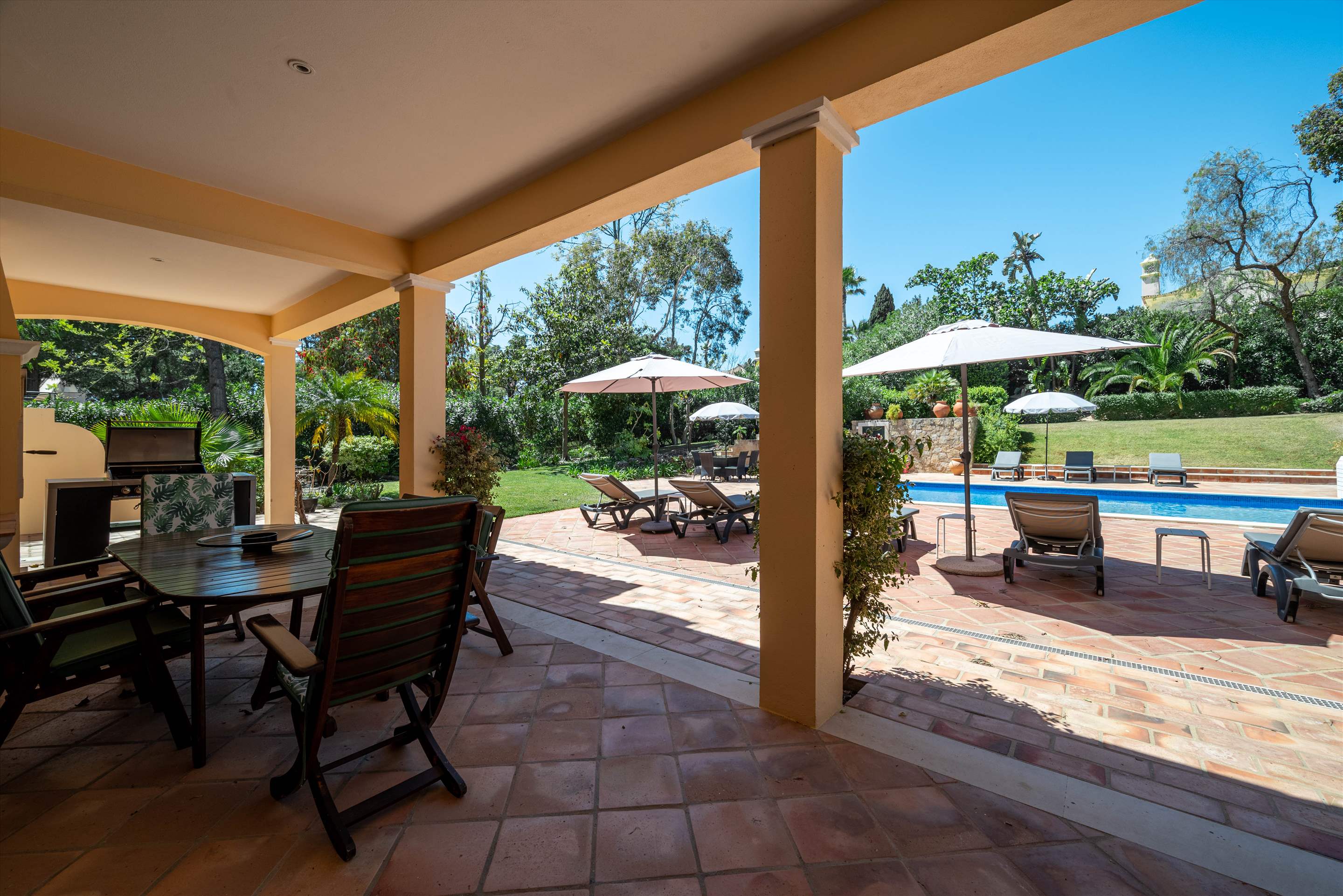 Villa Josephina, 4 bedroom villa in Quinta do Lago, Algarve
