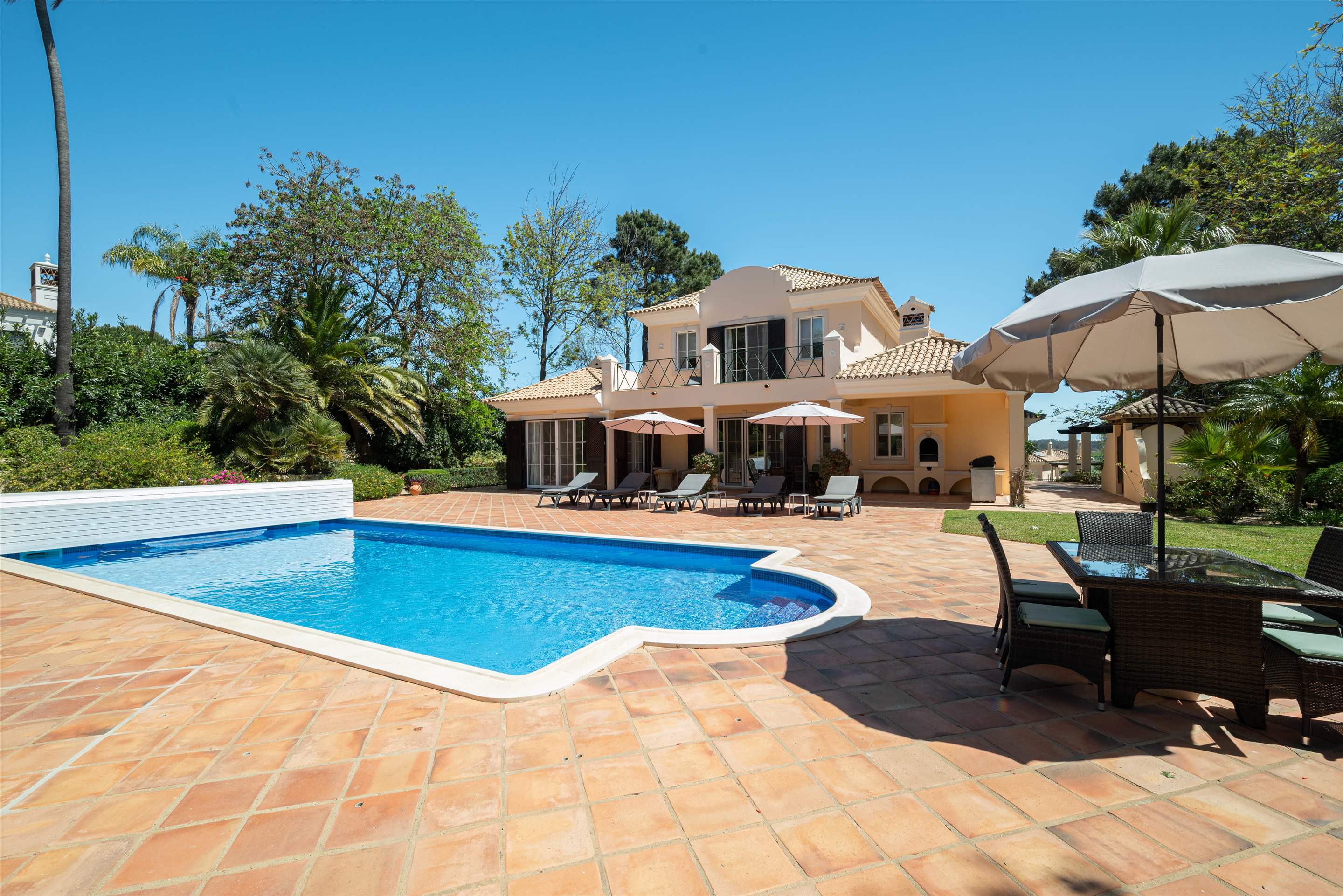 Villa Josephina, 4 bedroom villa in Quinta do Lago, Algarve