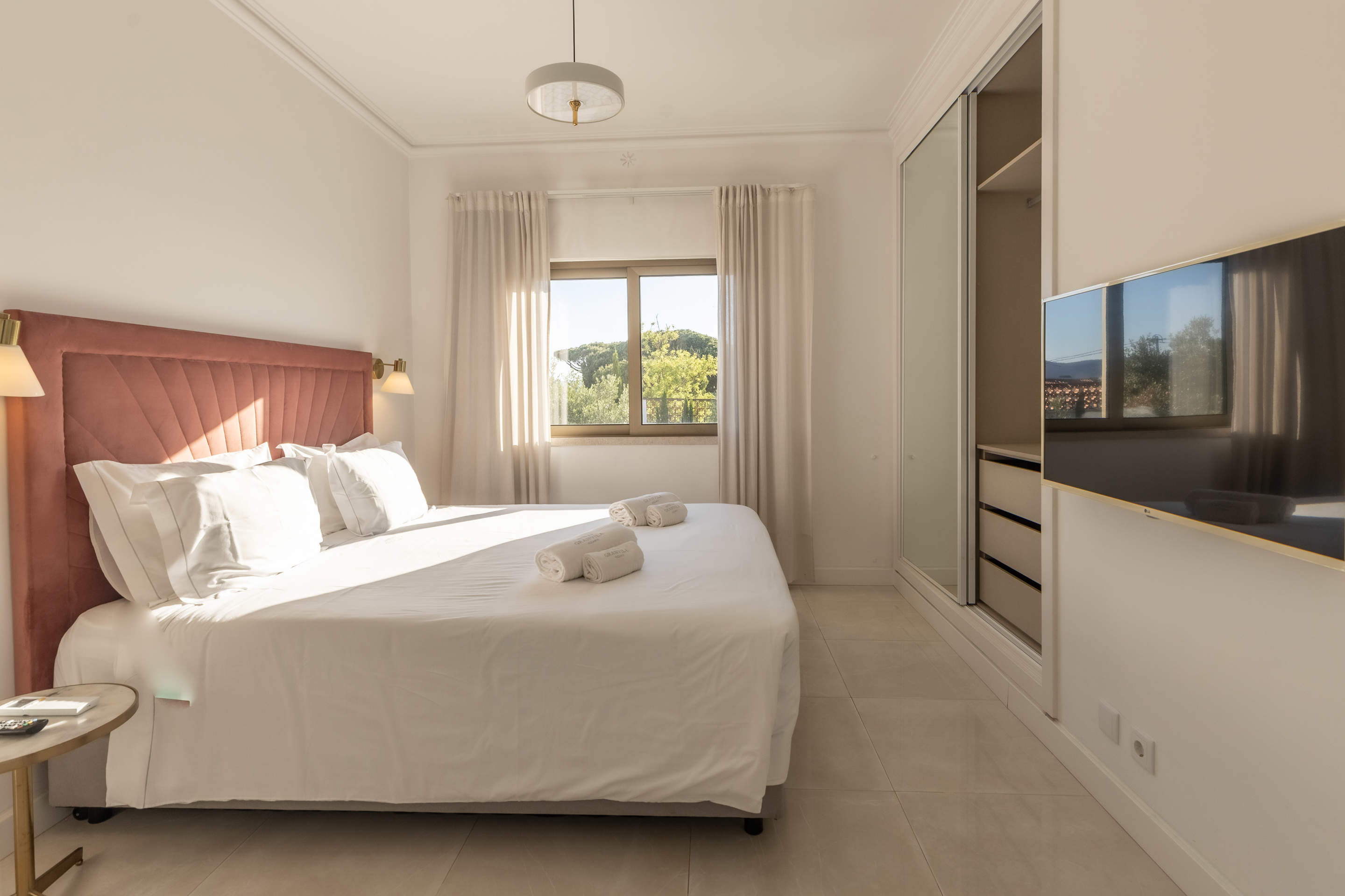 Villa Grande, 8 bedroom villa in Vilamoura Area, Algarve