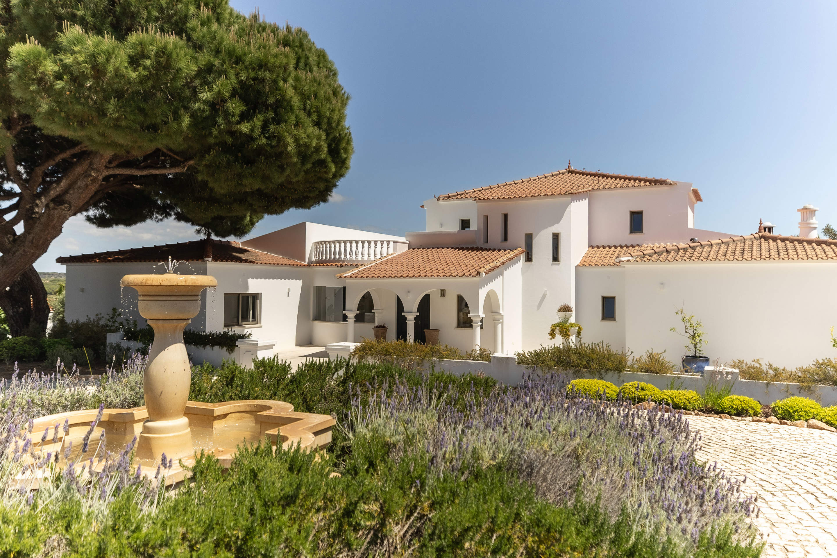 Villa Grande, 8 bedroom villa in Vilamoura Area, Algarve