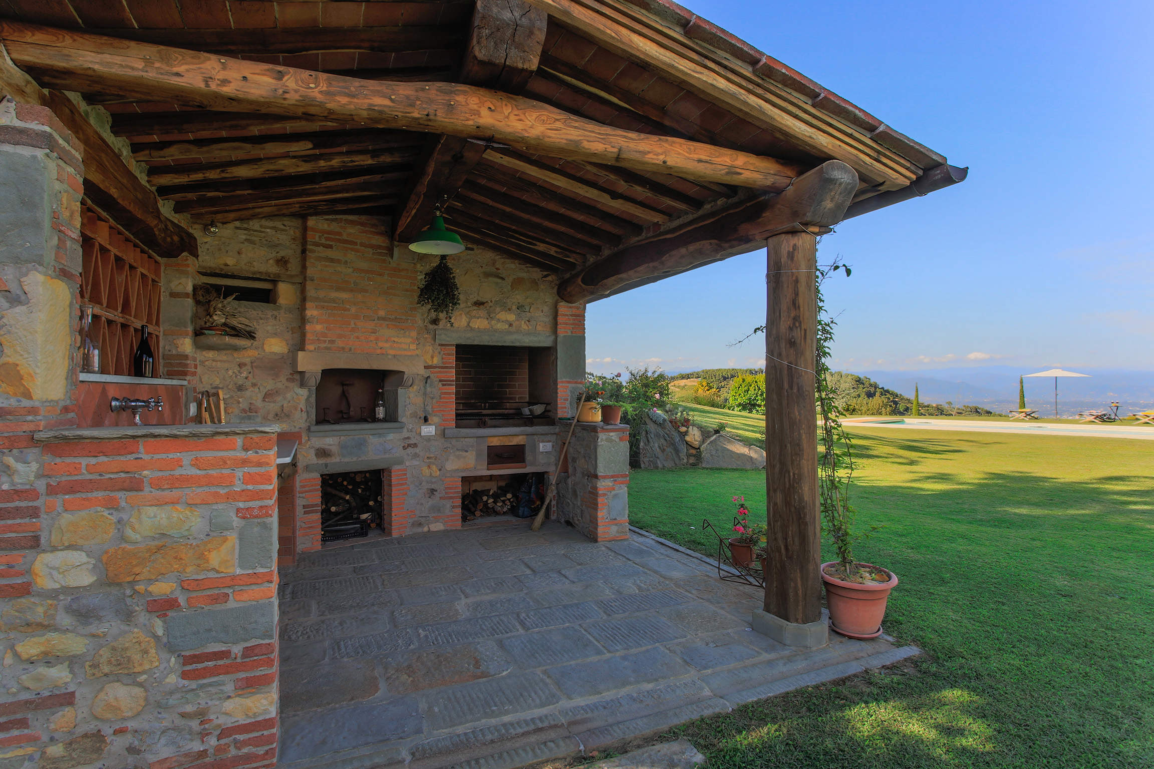 Casale Sunrise, 3 bedroom villa in North Tuscany - Pisa & Lucca Area, Tuscany