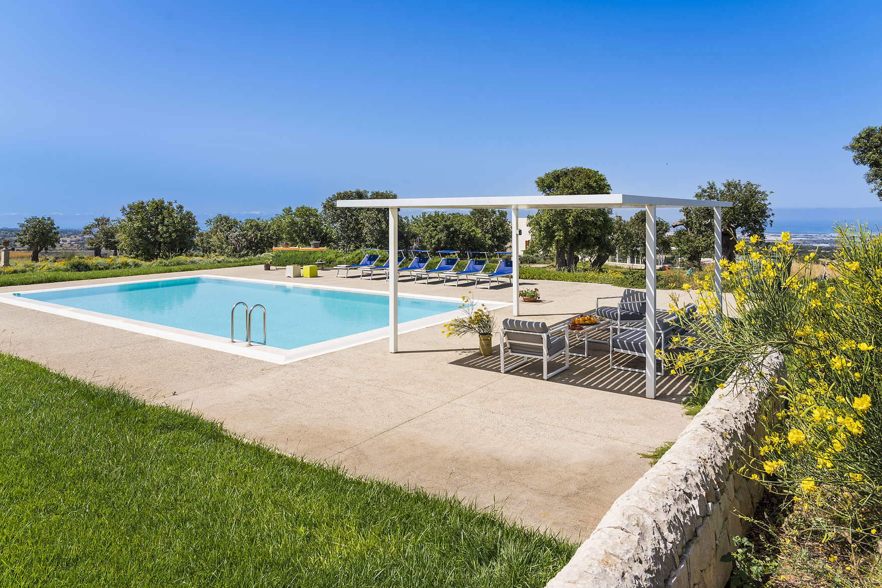 Villa Bianca, 6 bedroom villa in Southern Sicily, Sicily