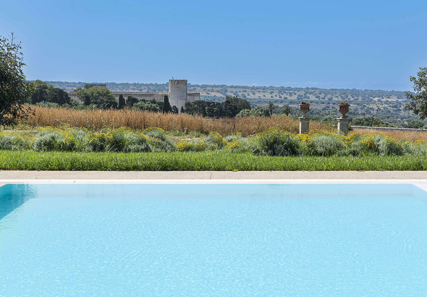 Villa Bianca, 6 bedroom villa in Southern Sicily, Sicily