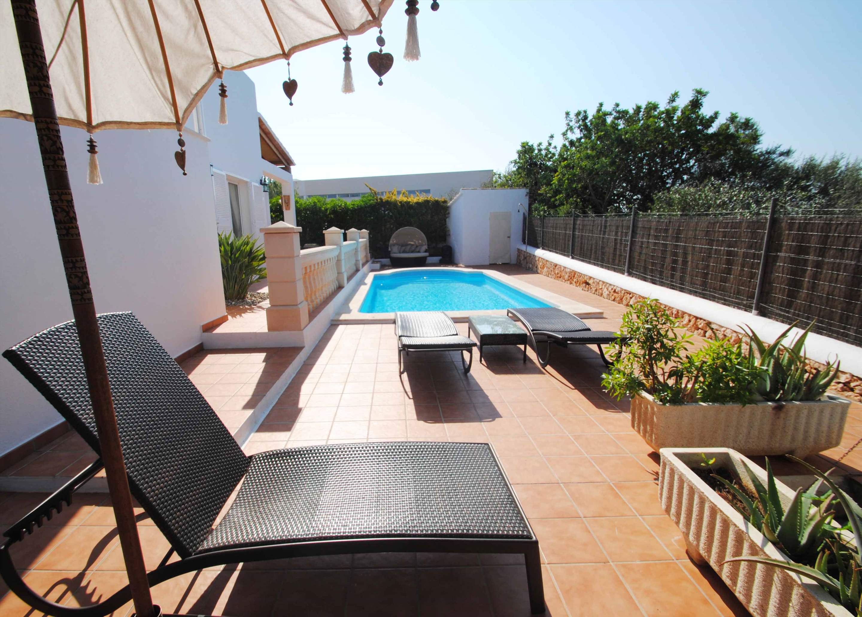 Villa Luca, 3 bedroom villa in Cala d'Or , Majorca