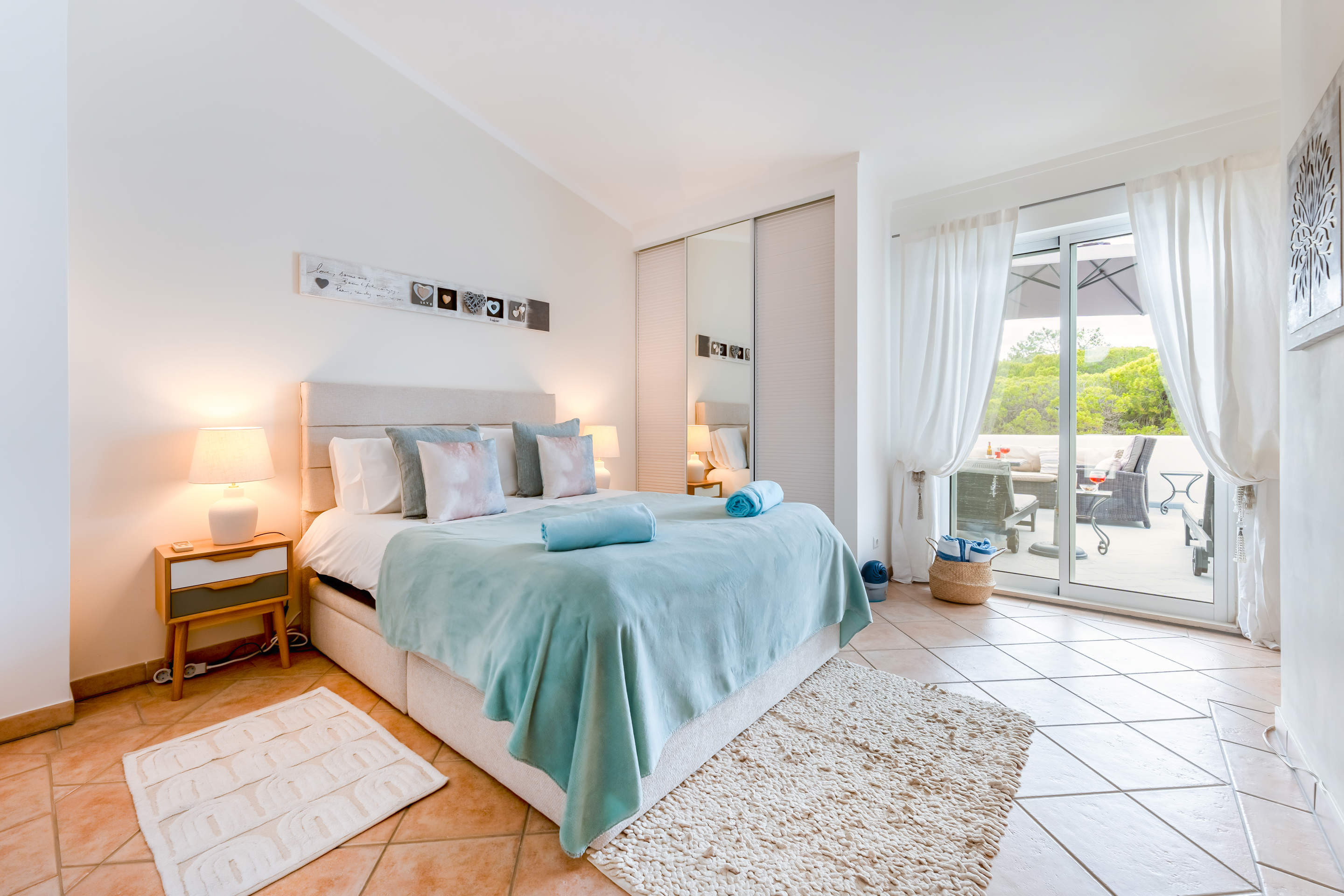 Casa Perola in Vale do Garrao, 2 bedroom apartment in Vale do Lobo, Algarve