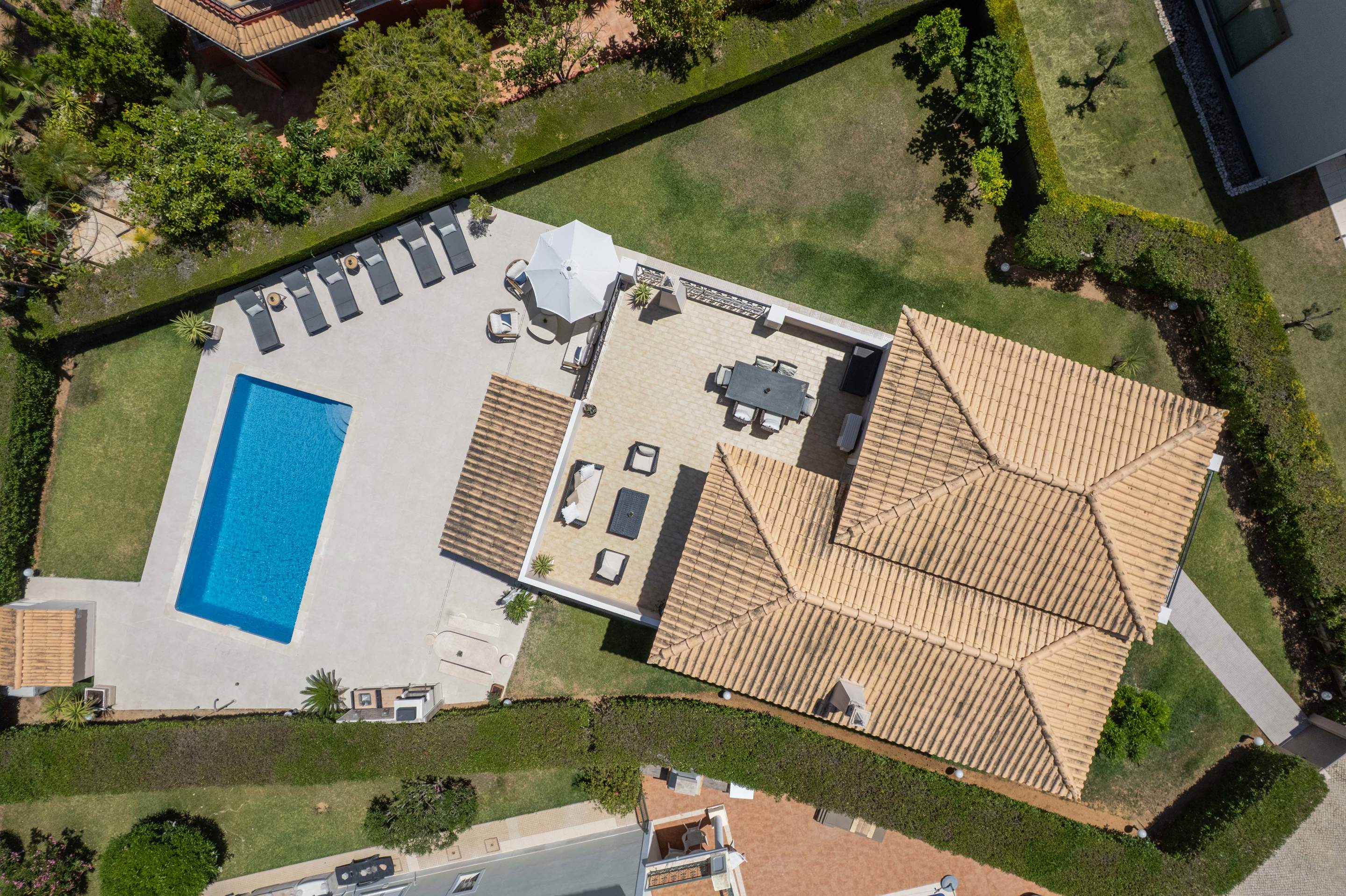 Villa Alexina, 4 bedroom villa in Vale do Lobo, Algarve