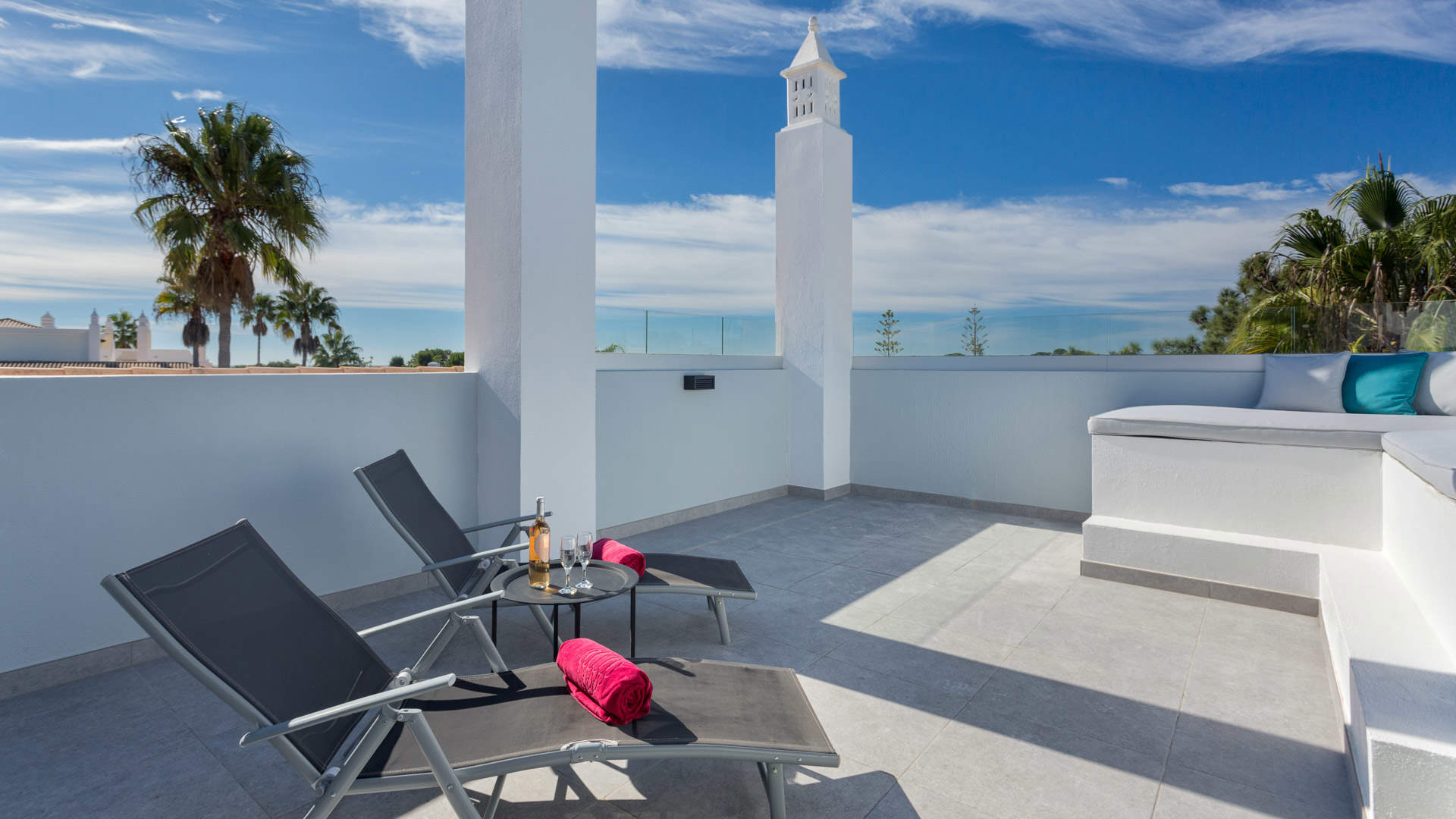 Apartment Kairi, 2 bedroom apartment in Vale do Lobo, Algarve