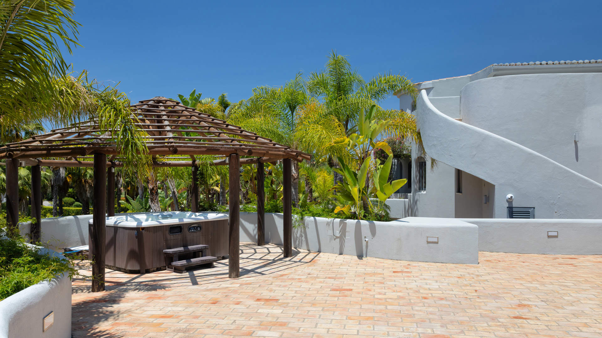 Villa Pitaya, 4 bedroom villa in Quinta do Lago, Algarve