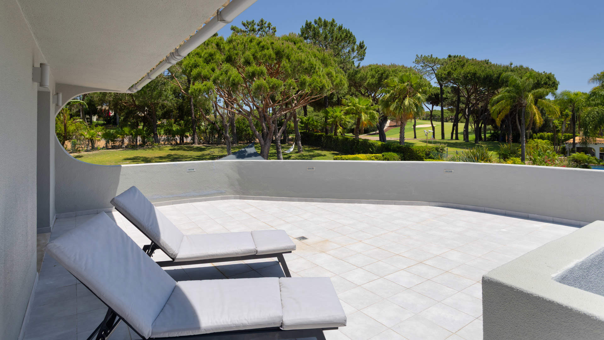 Villa Pitaya, 4 bedroom villa in Quinta do Lago, Algarve
