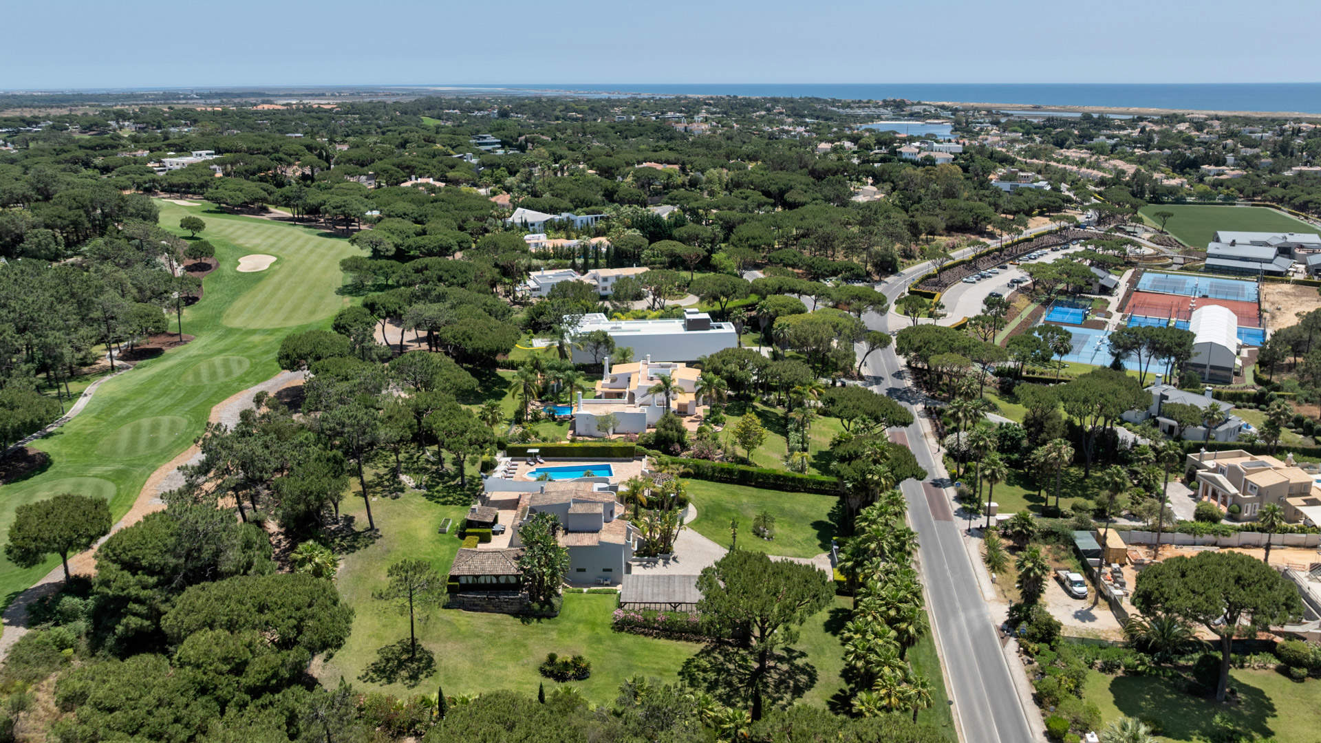 Villa Pitaya, 4 bedroom villa in Quinta do Lago, Algarve
